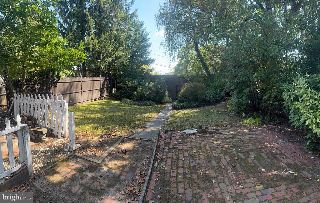 182 BRUNSWICK AVENUE