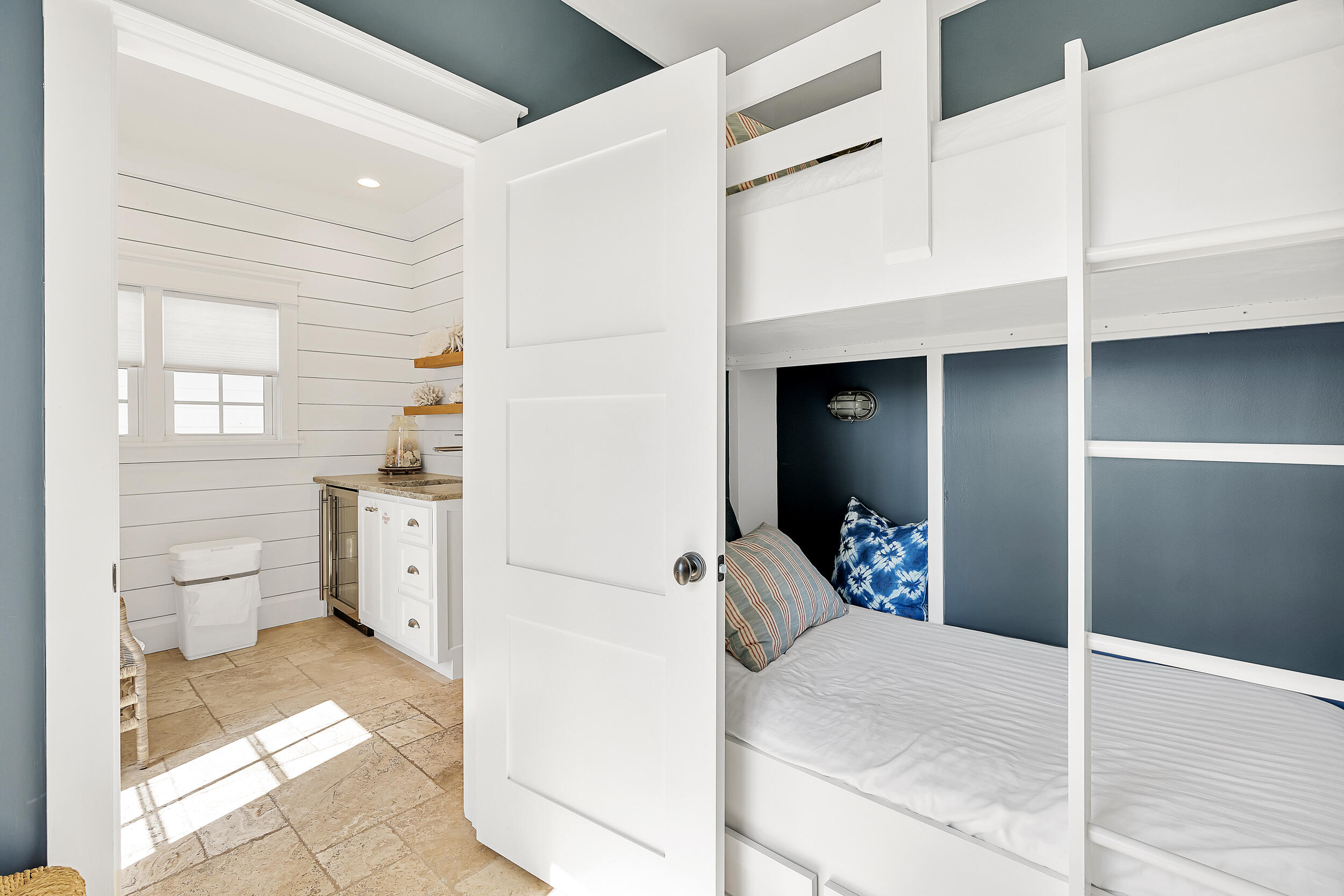 94 S Emerald Cove Lane