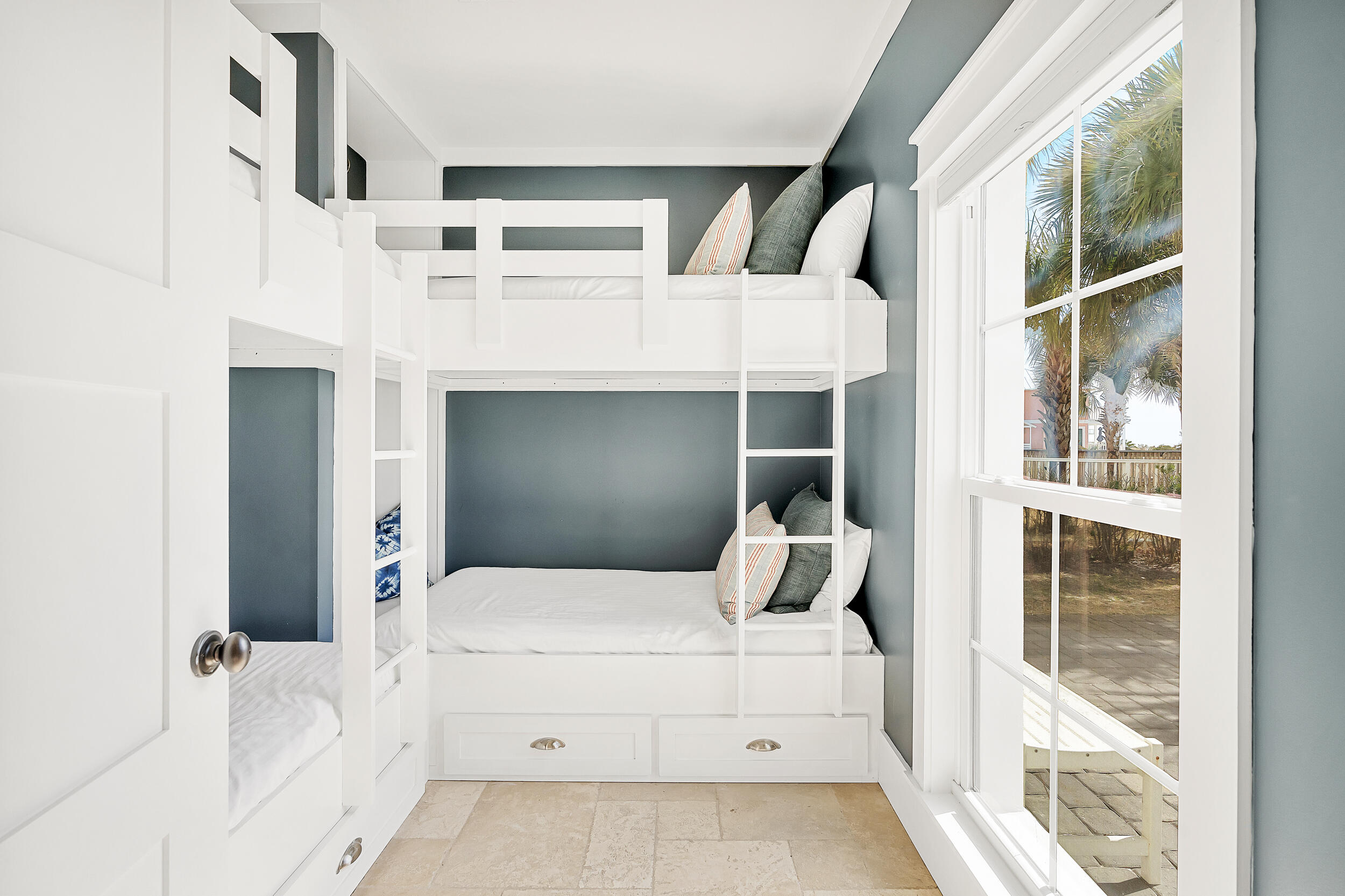 94 S Emerald Cove Lane