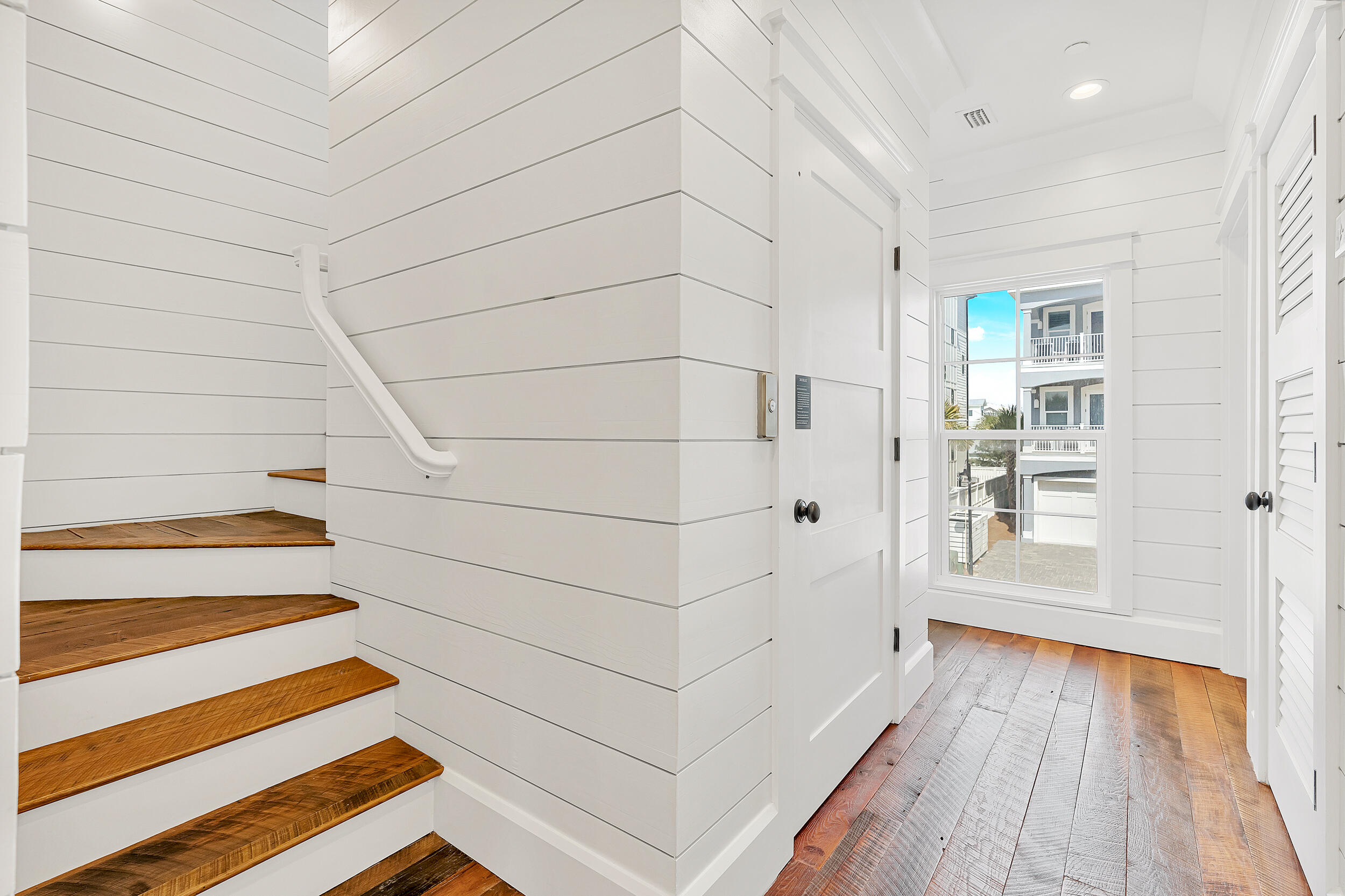 94 S Emerald Cove Lane