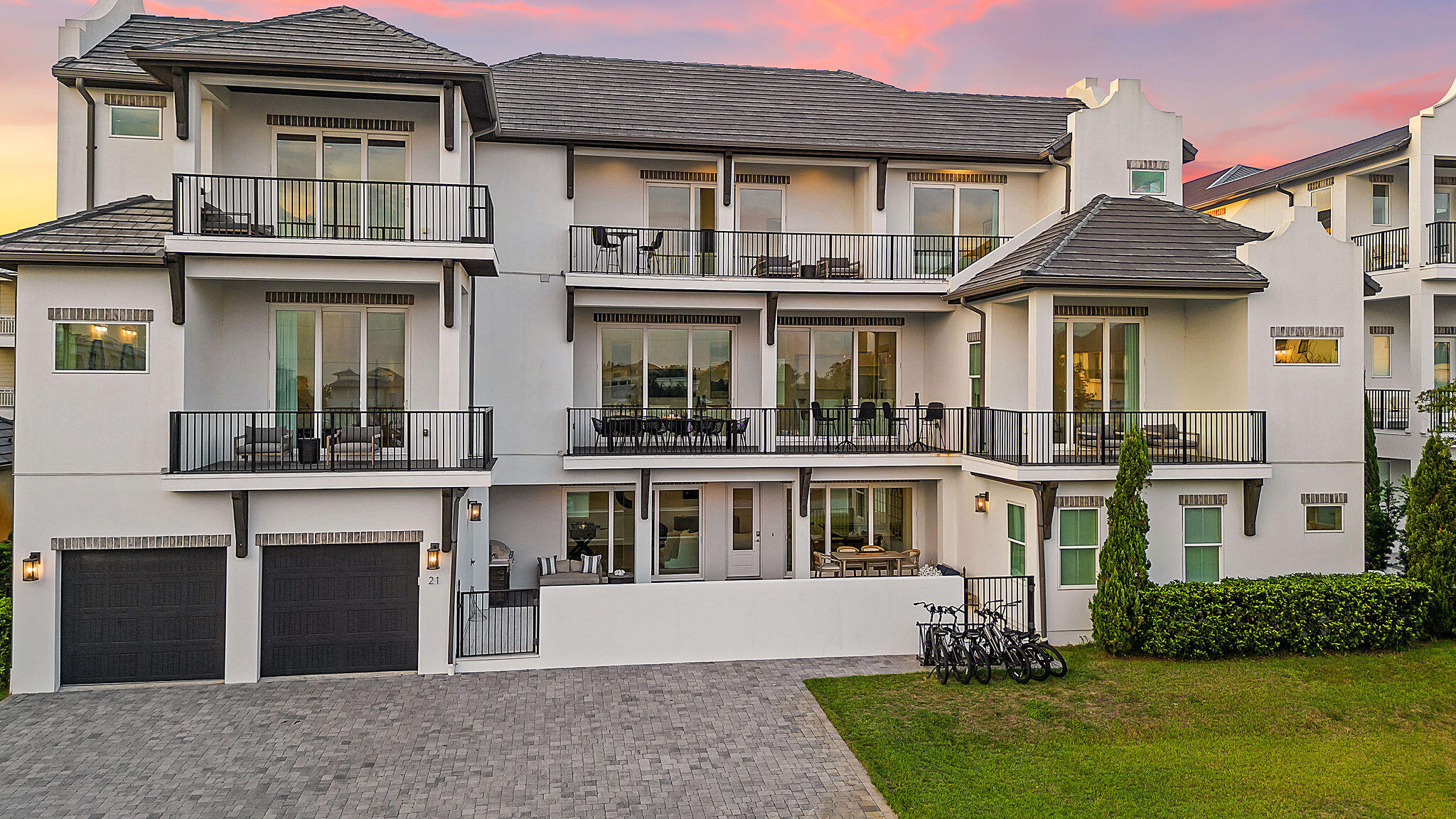 21 Penny Lane