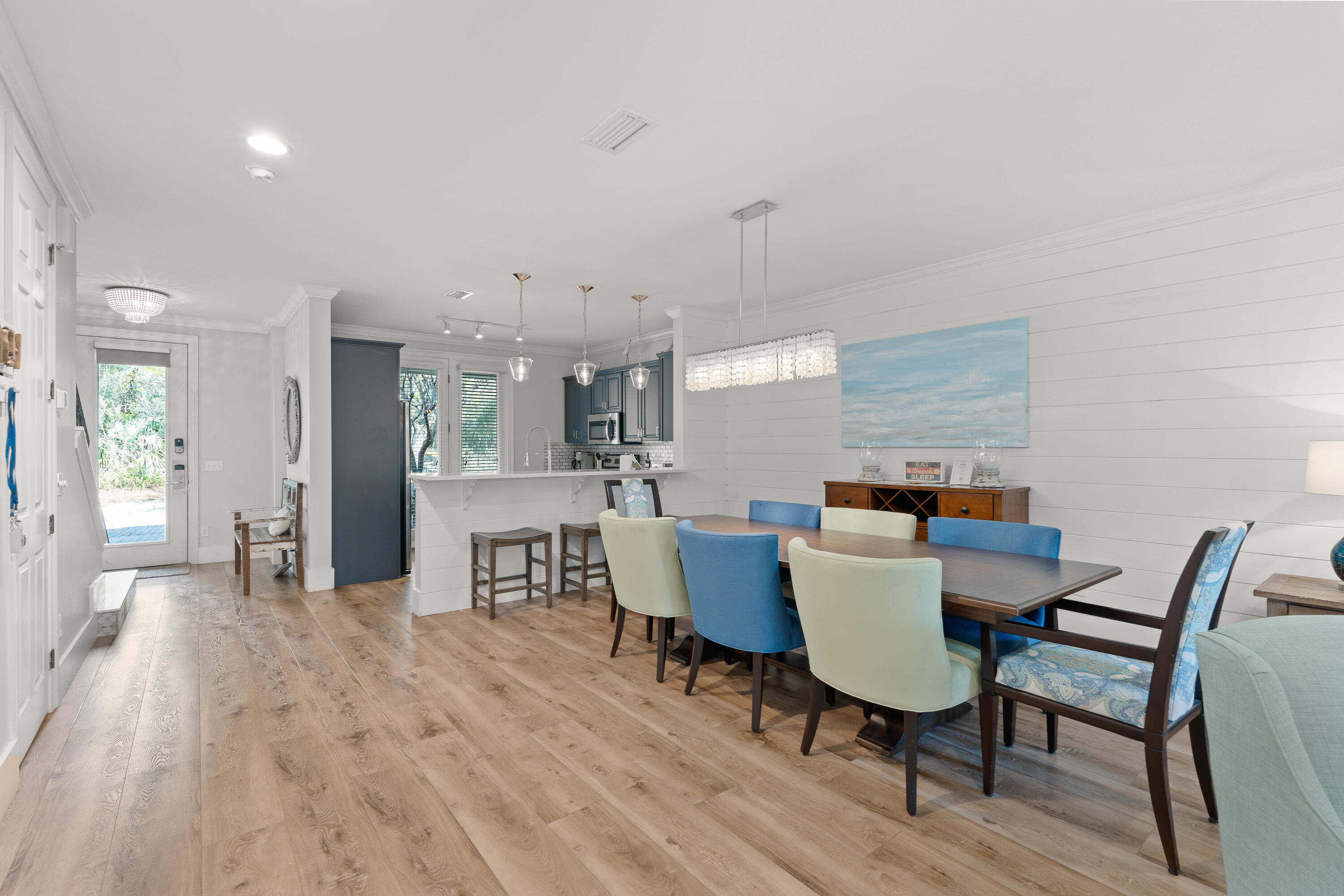 73 W Henry Court, # 6-6