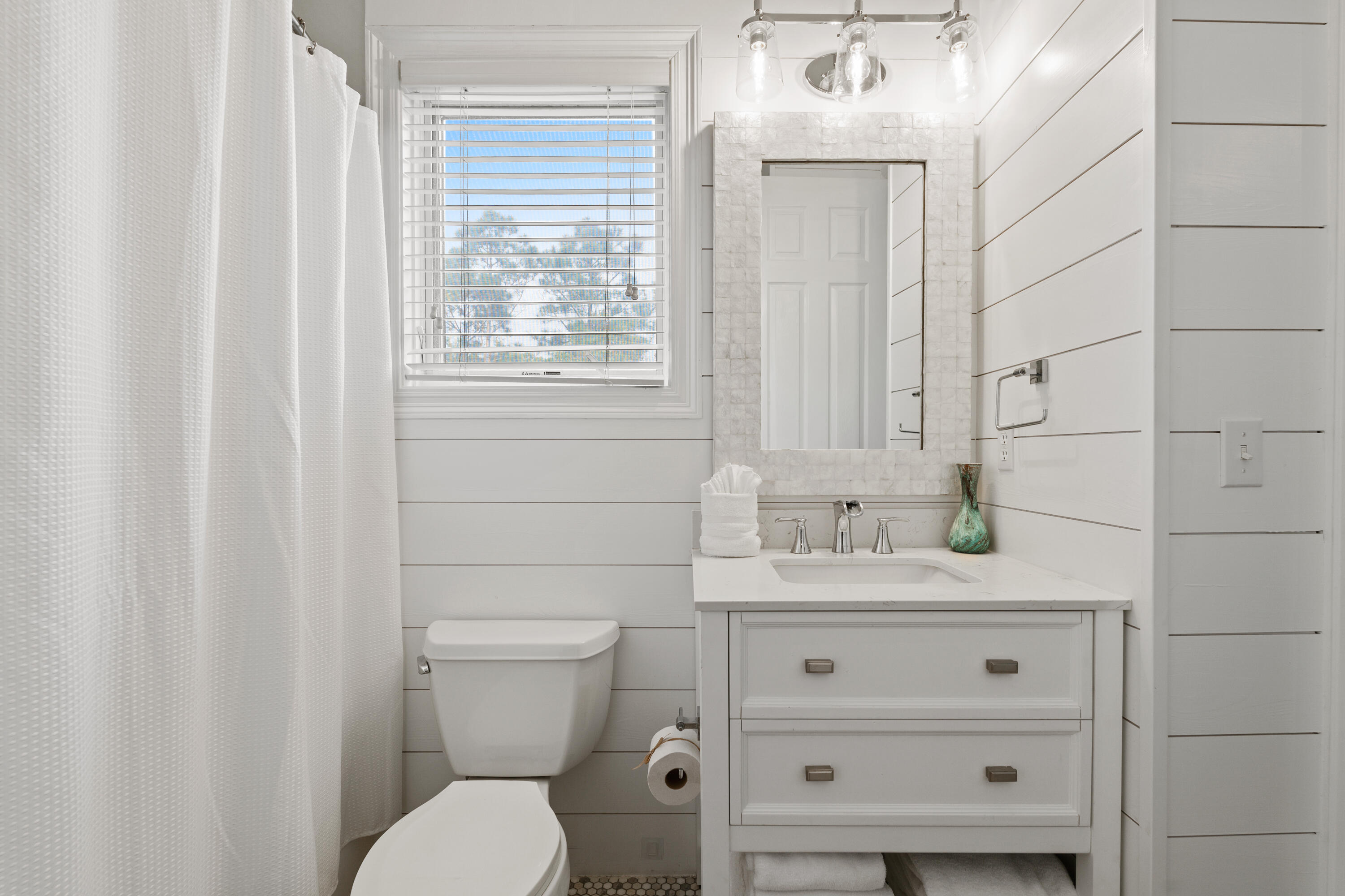 73 W Henry Court, # 6-6