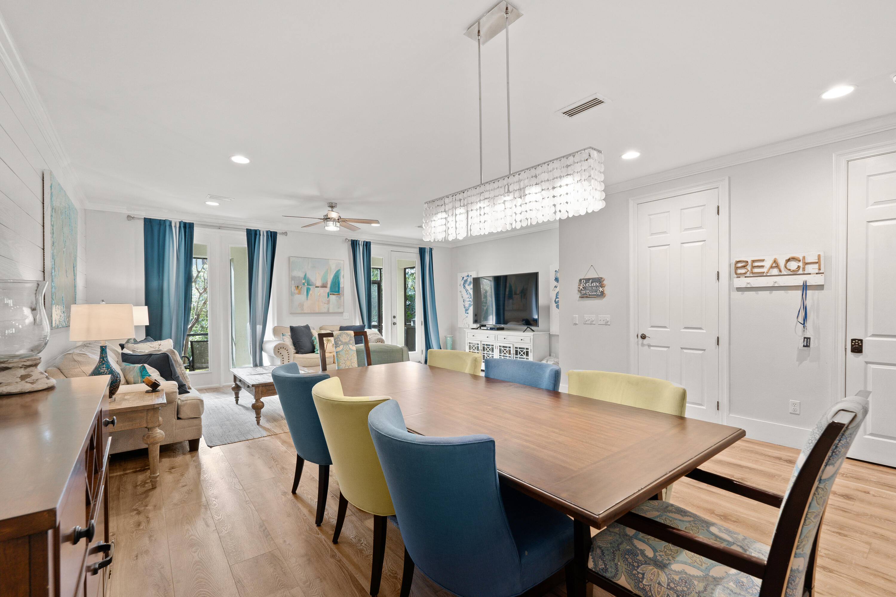 73 W Henry Court, # 6-6