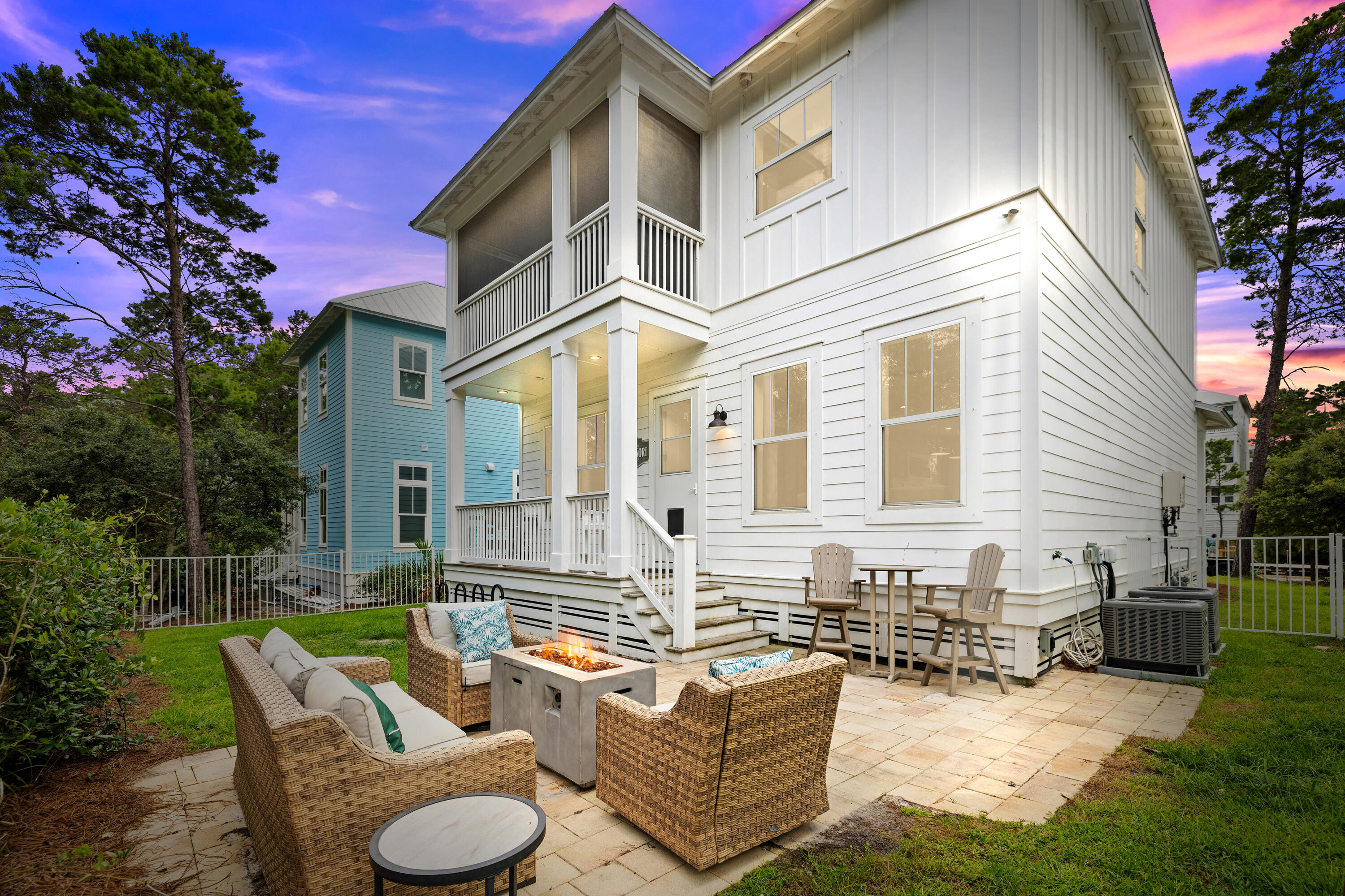 142 Grande Pointe Circle