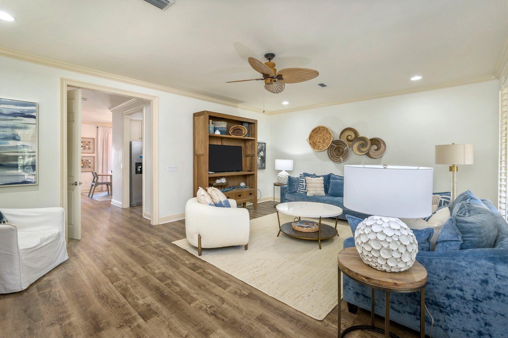 13 W Henry Court, # 5-2