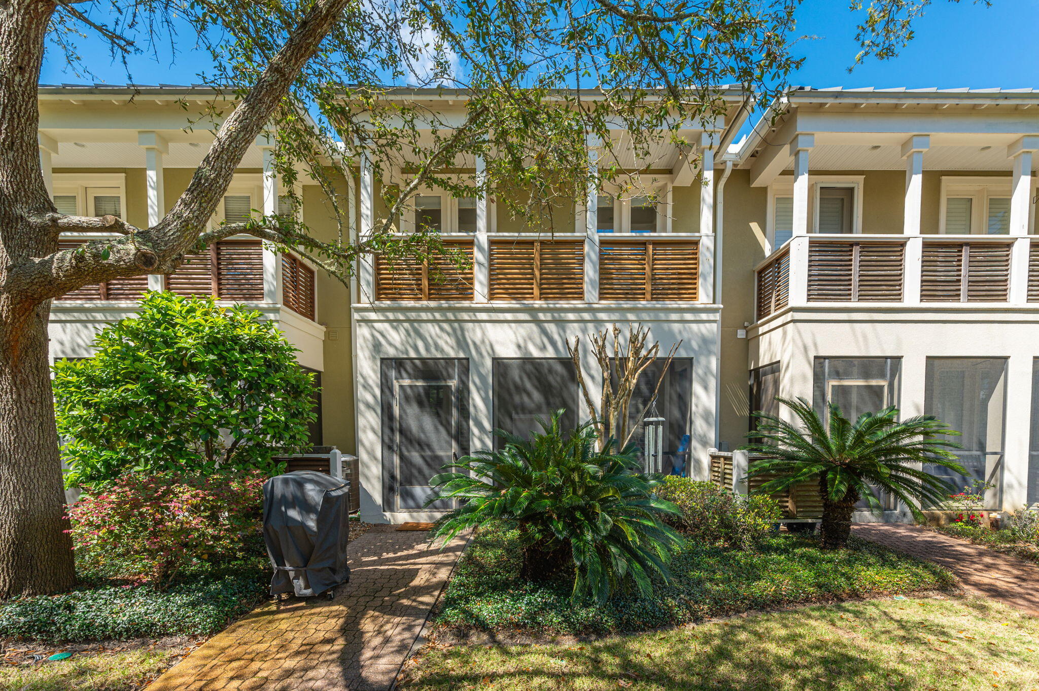 13 W Henry Court, # 5-2
