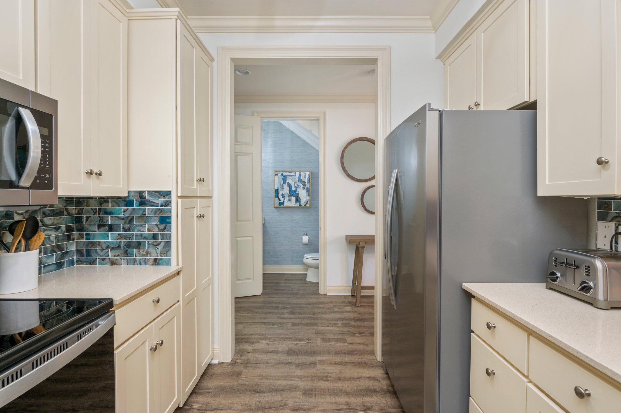 13 W Henry Court, # 5-2