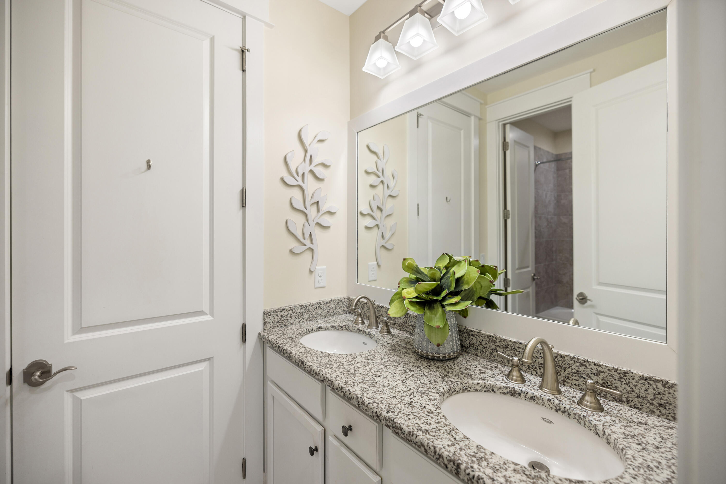 661 Flatwoods Forest Loop