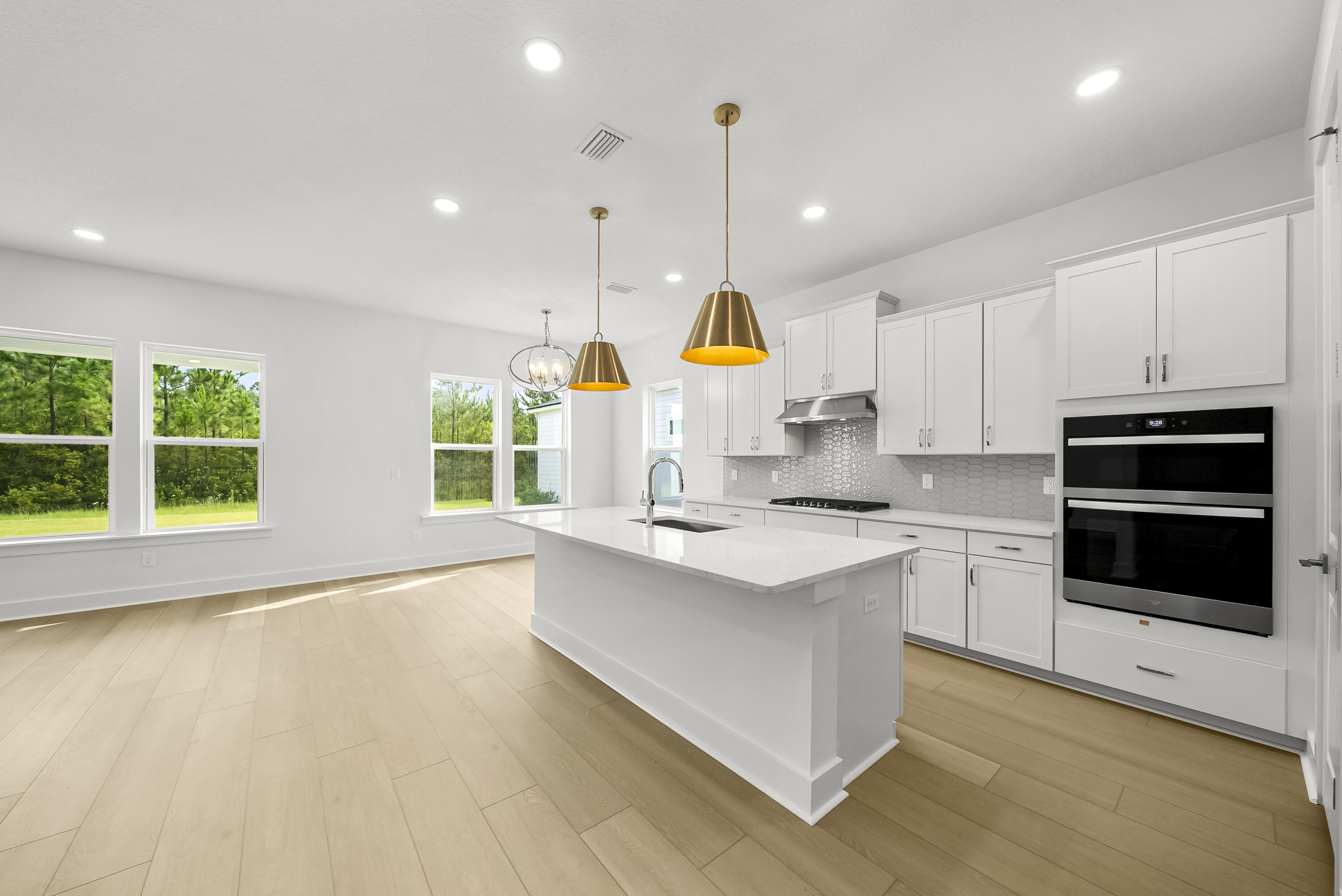 256 Breakwater Boulevard, Lot 10