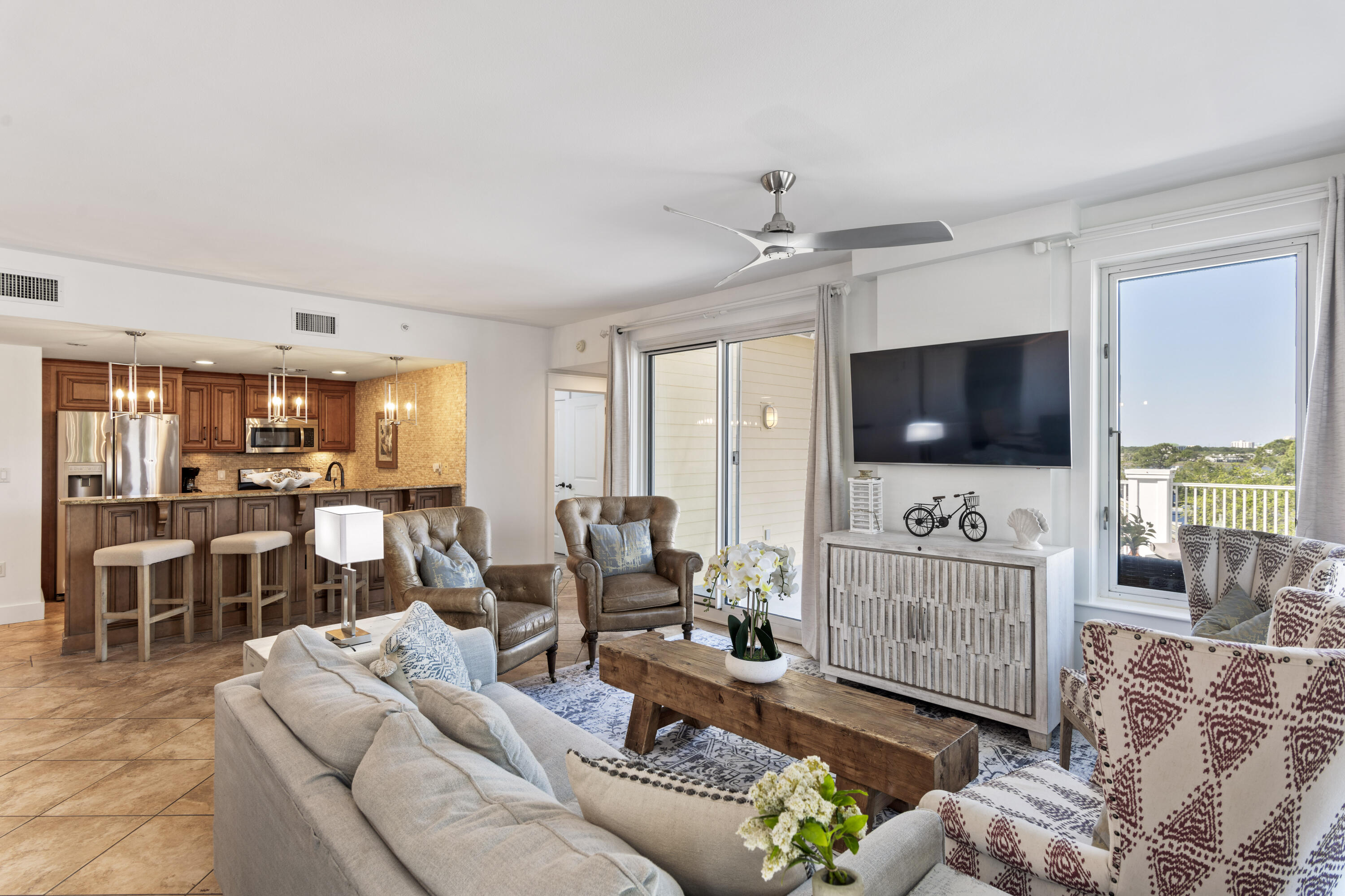 9100 Baytowne Wharf Boulevard, 550-551