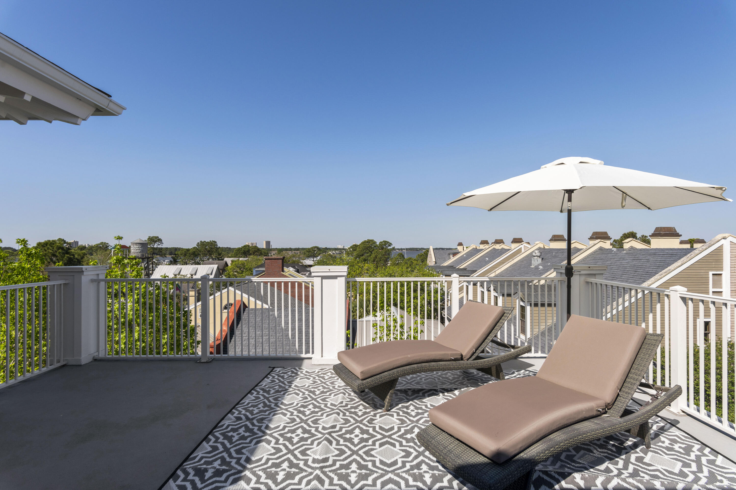 9100 Baytowne Wharf Boulevard, 550-551