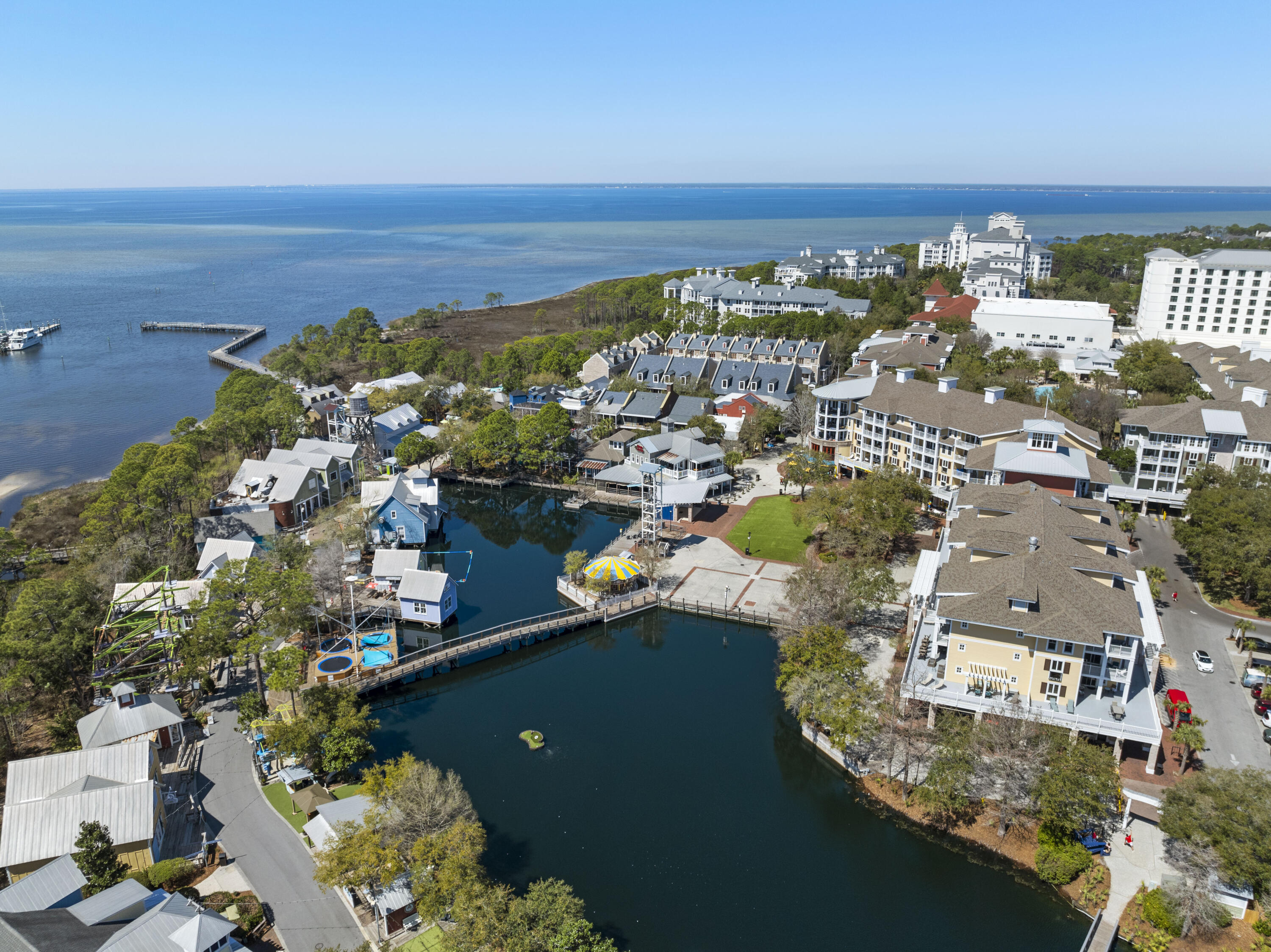 9100 Baytowne Wharf Boulevard, 550-551