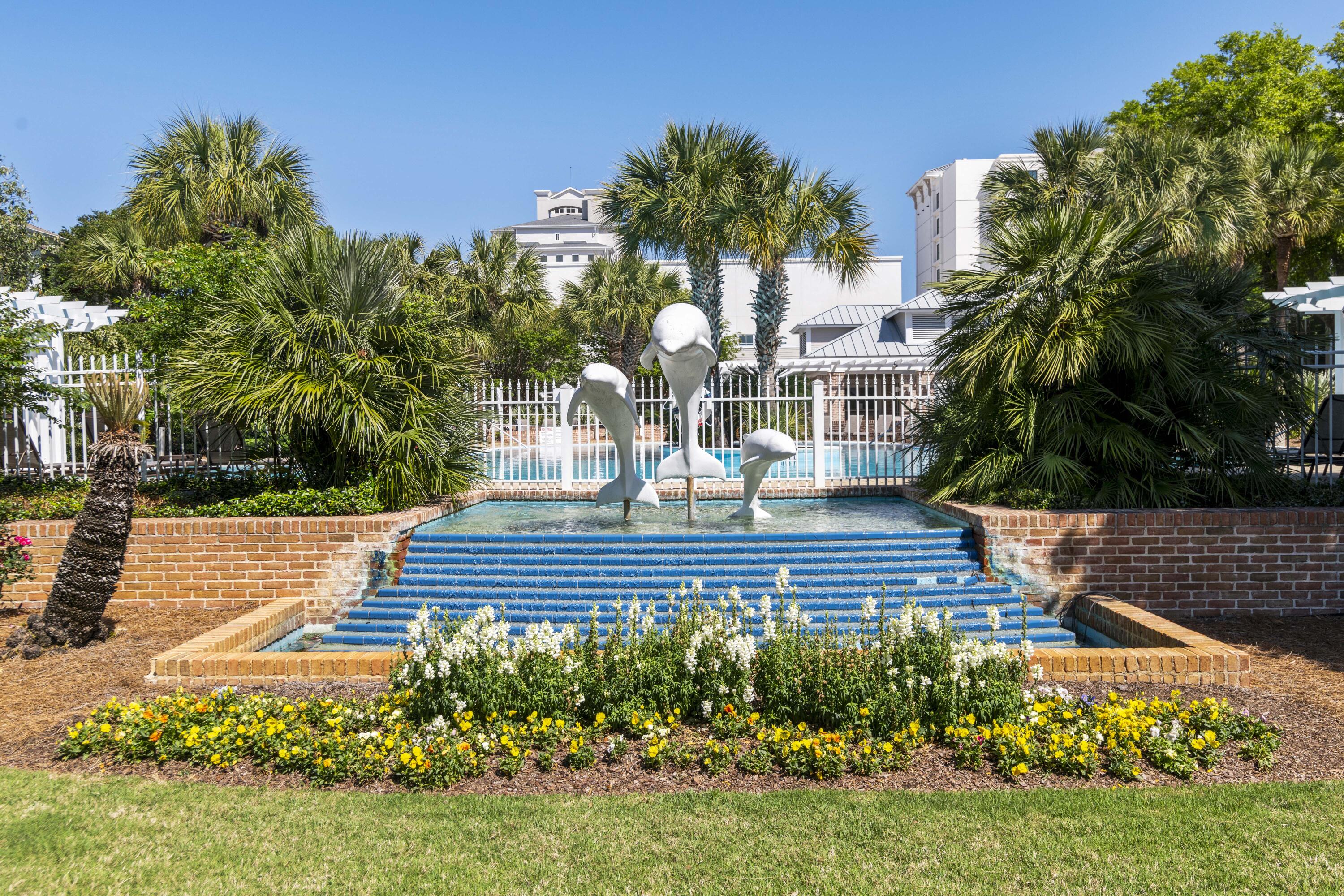 9100 Baytowne Wharf Boulevard, 550-551