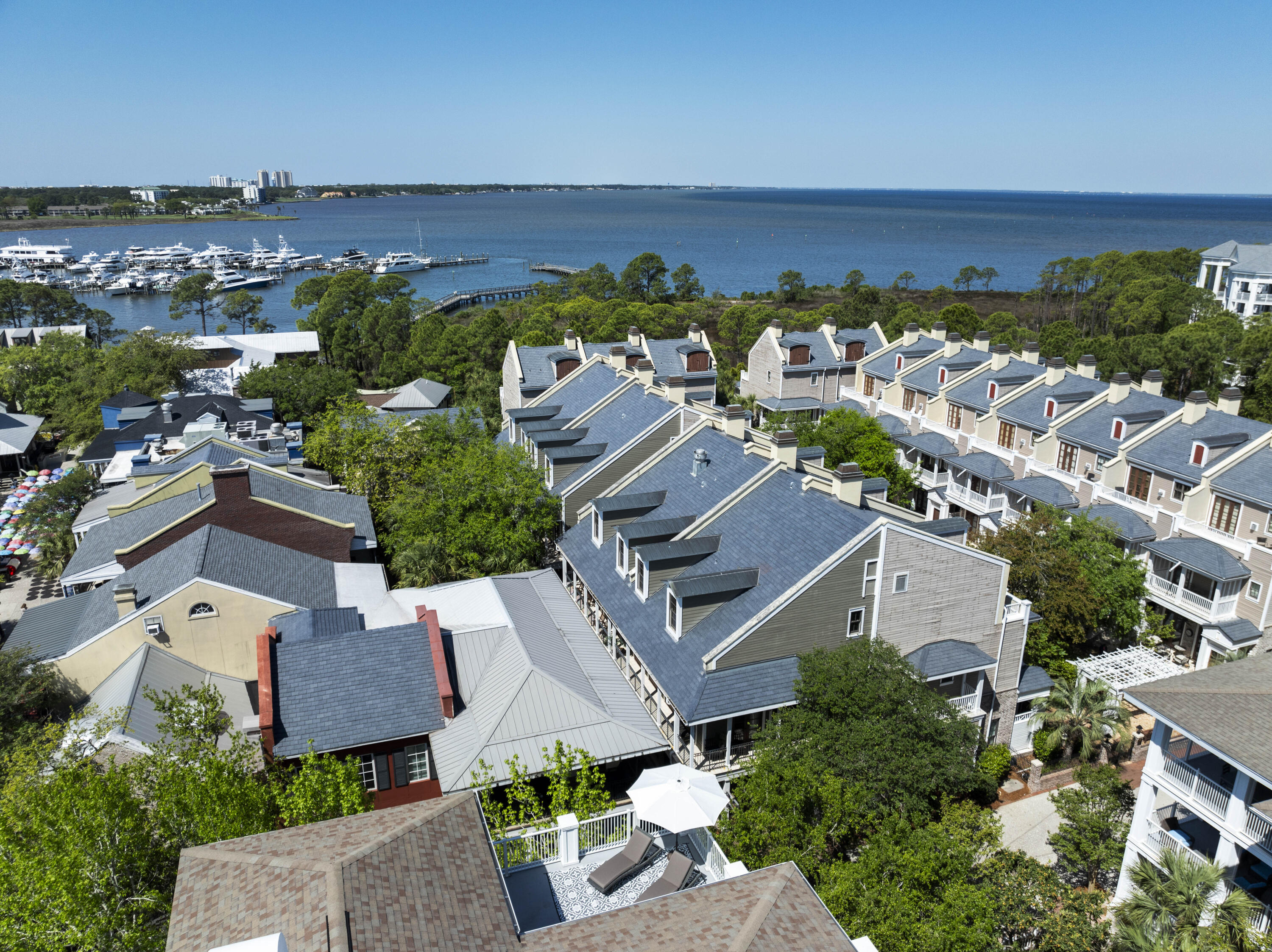 9100 Baytowne Wharf Boulevard, 550-551