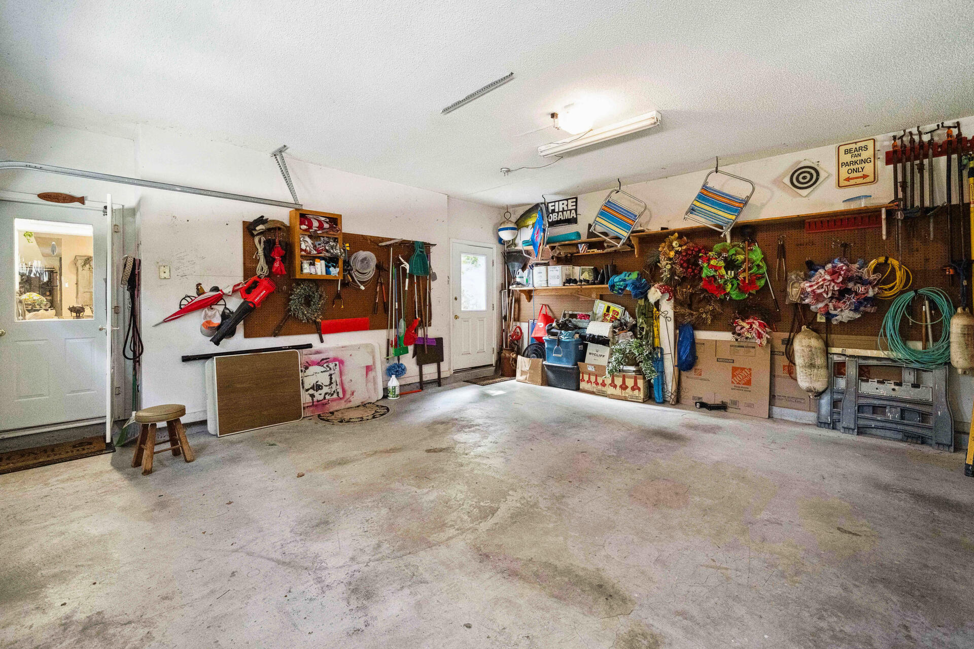 1200 Bay Court