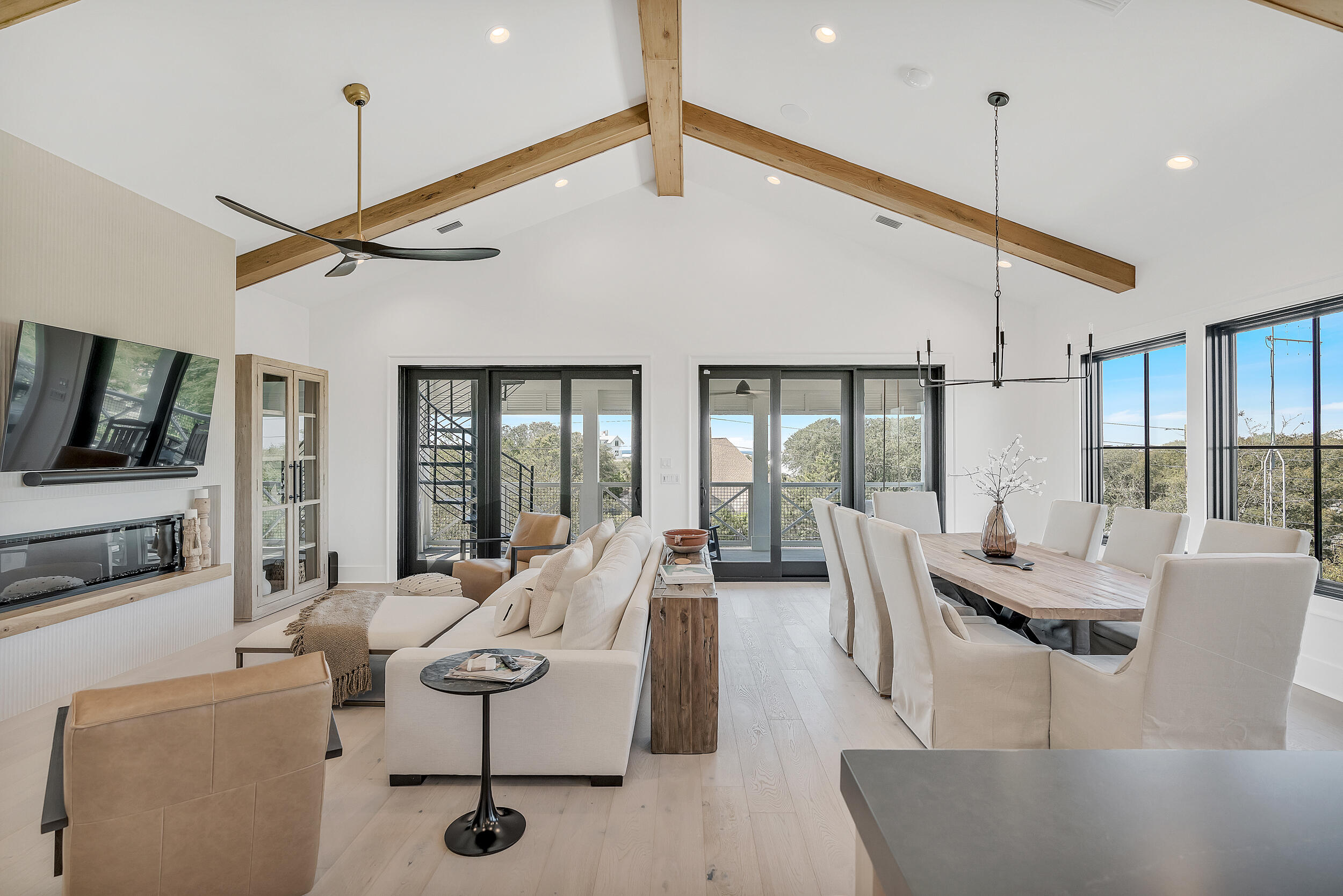 7843 E Co Highway 30A