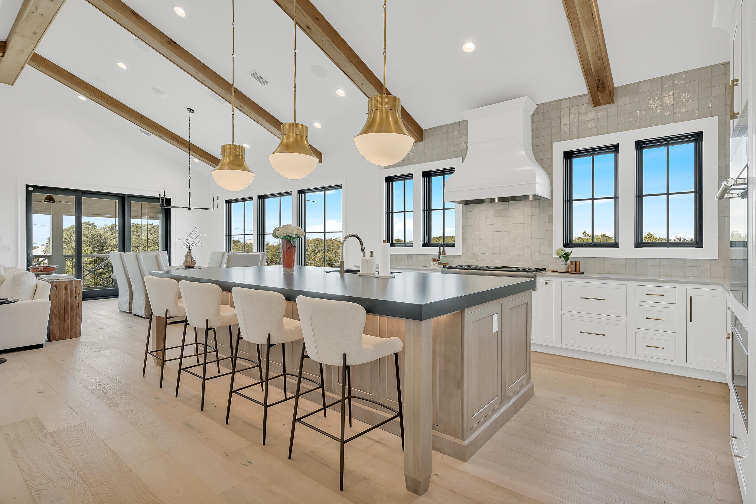 7843 E Co Highway 30A