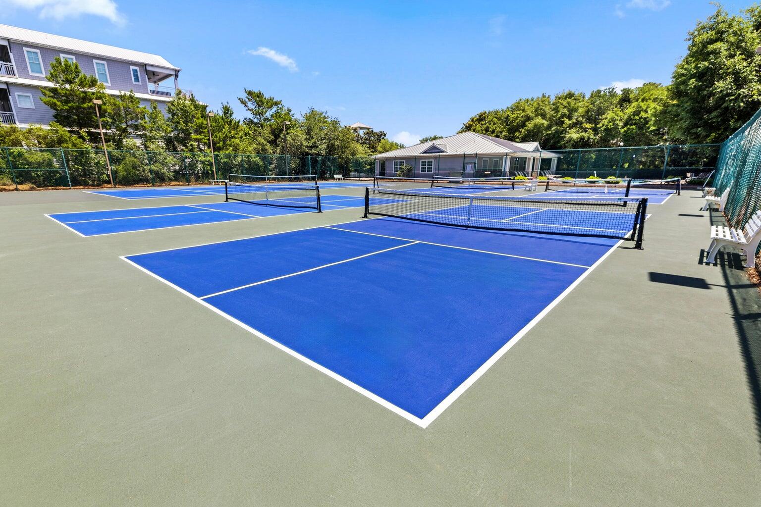 1732 W County Highway 30A, 202R