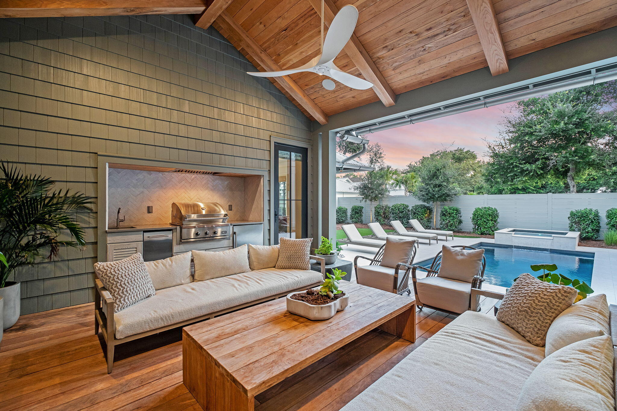 122 S Camp Creek Road