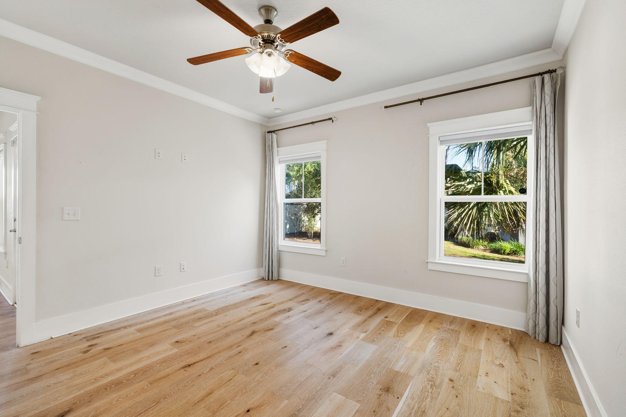 11 S Grande Pointe Drive