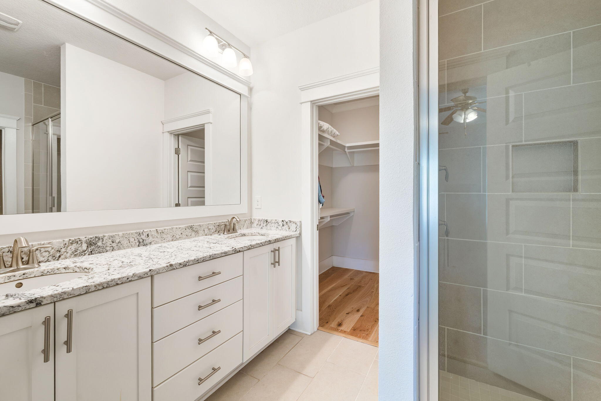 11 S Grande Pointe Drive