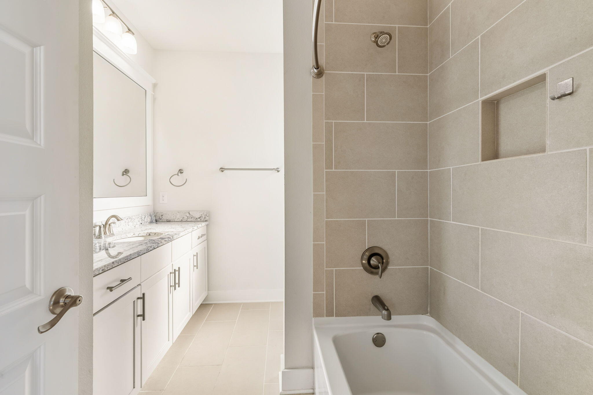 11 S Grande Pointe Drive