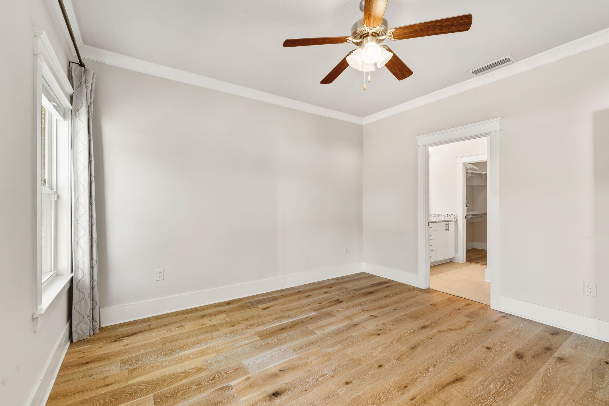 11 S Grande Pointe Drive