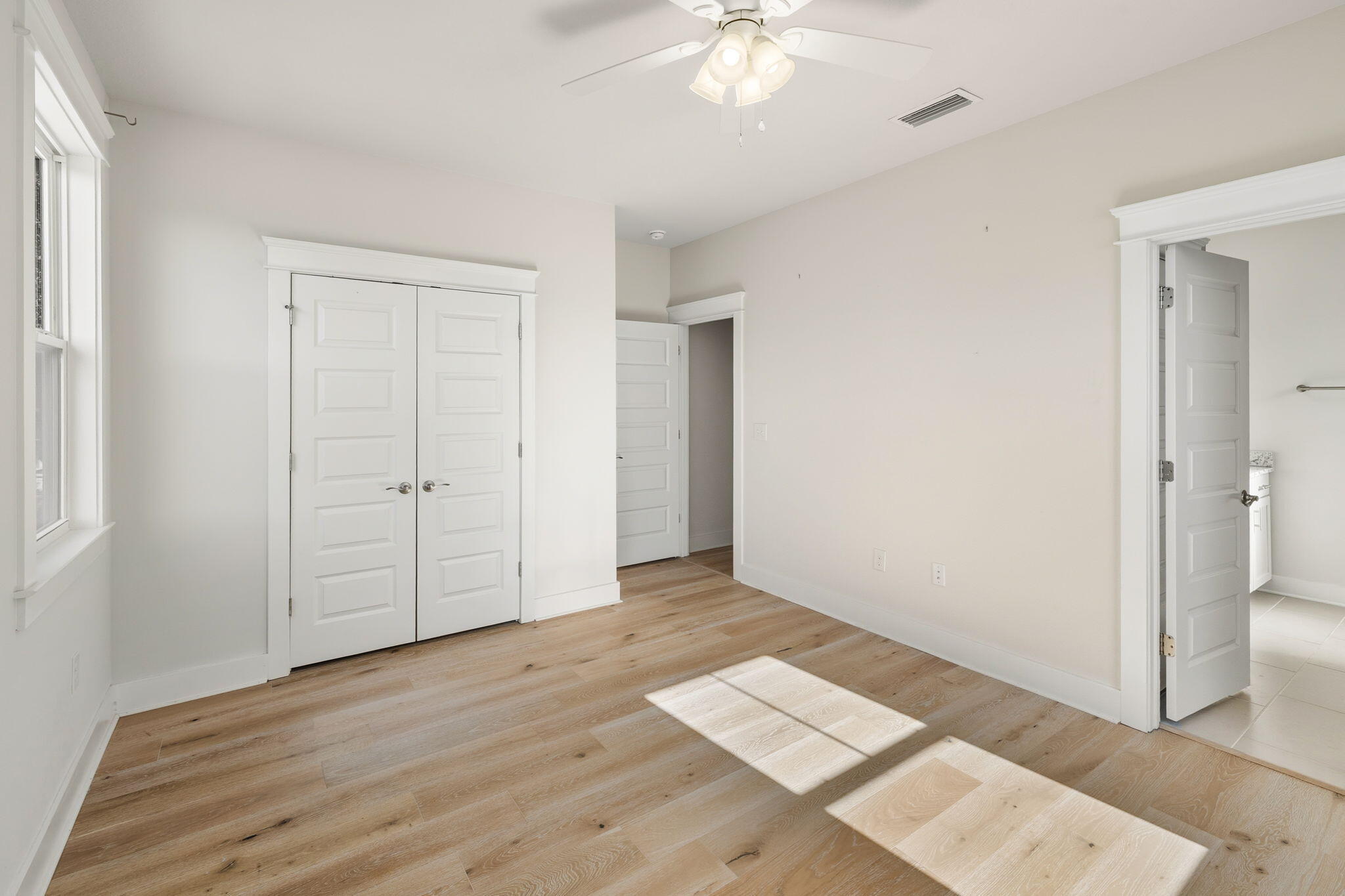 11 S Grande Pointe Drive