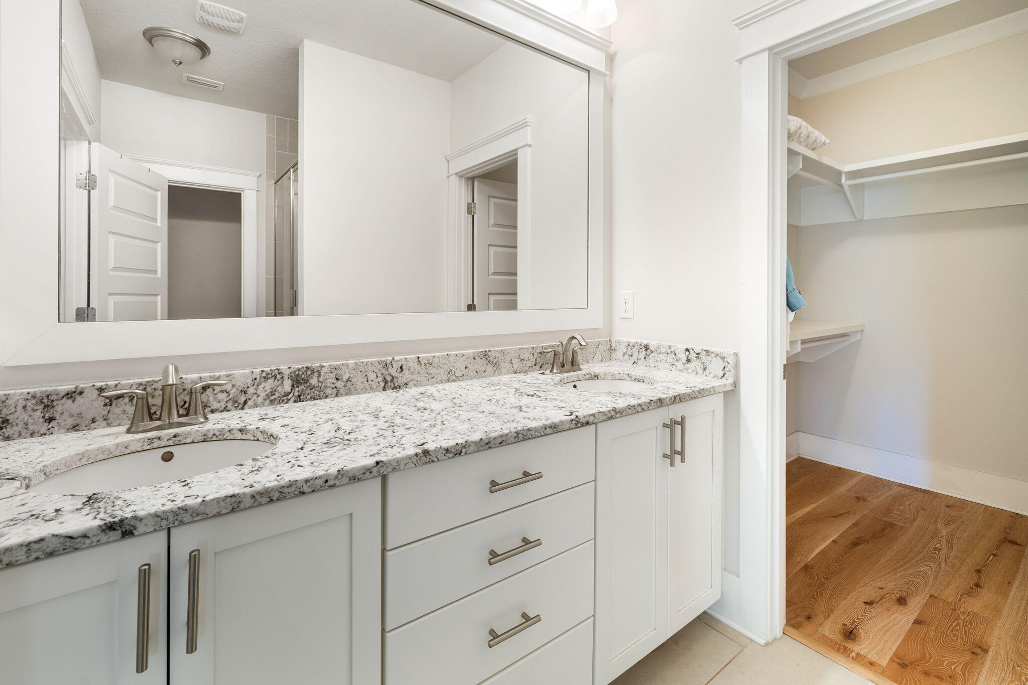 11 S Grande Pointe Drive