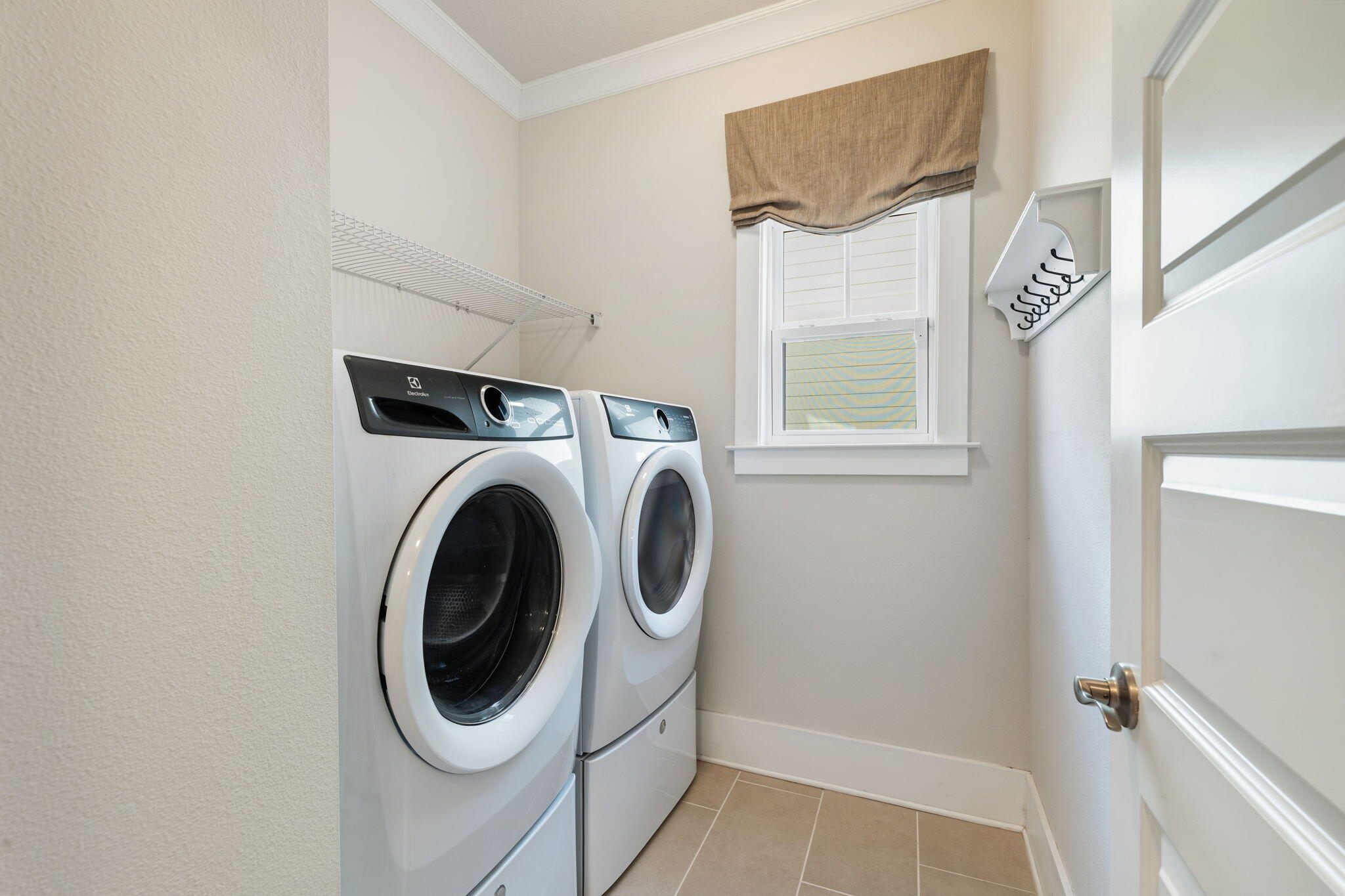 11 S Grande Pointe Drive