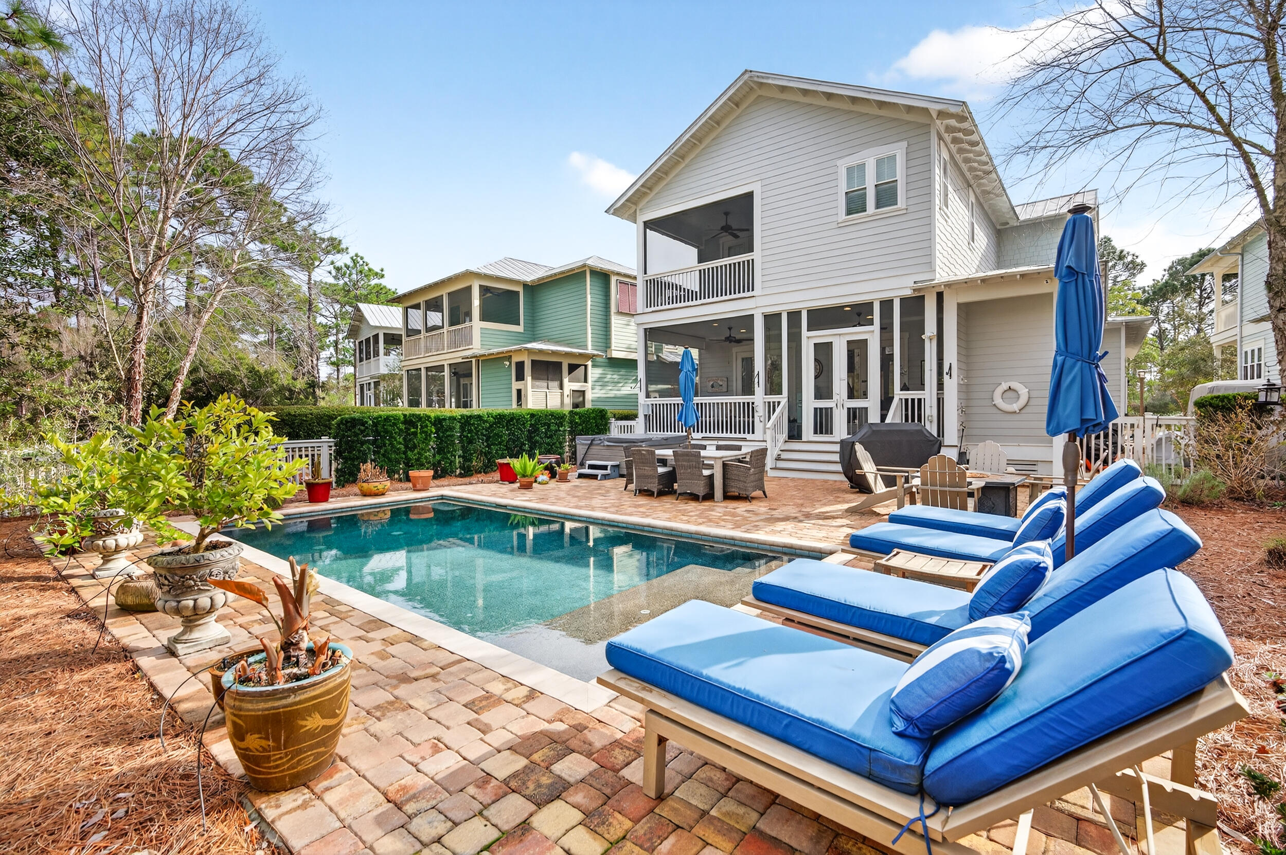 563 Sandgrass Boulevard