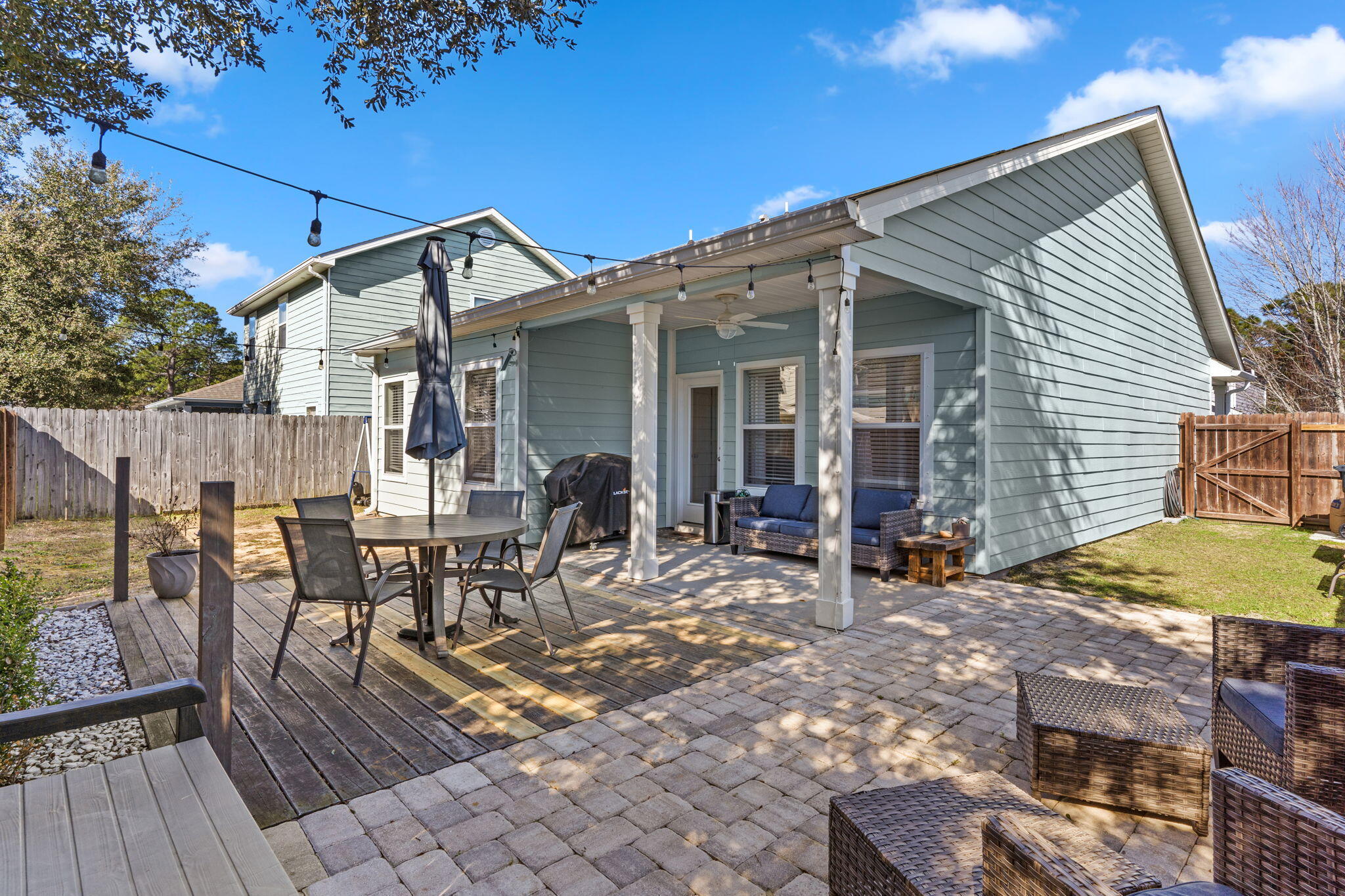 201 Water Oaks Loop