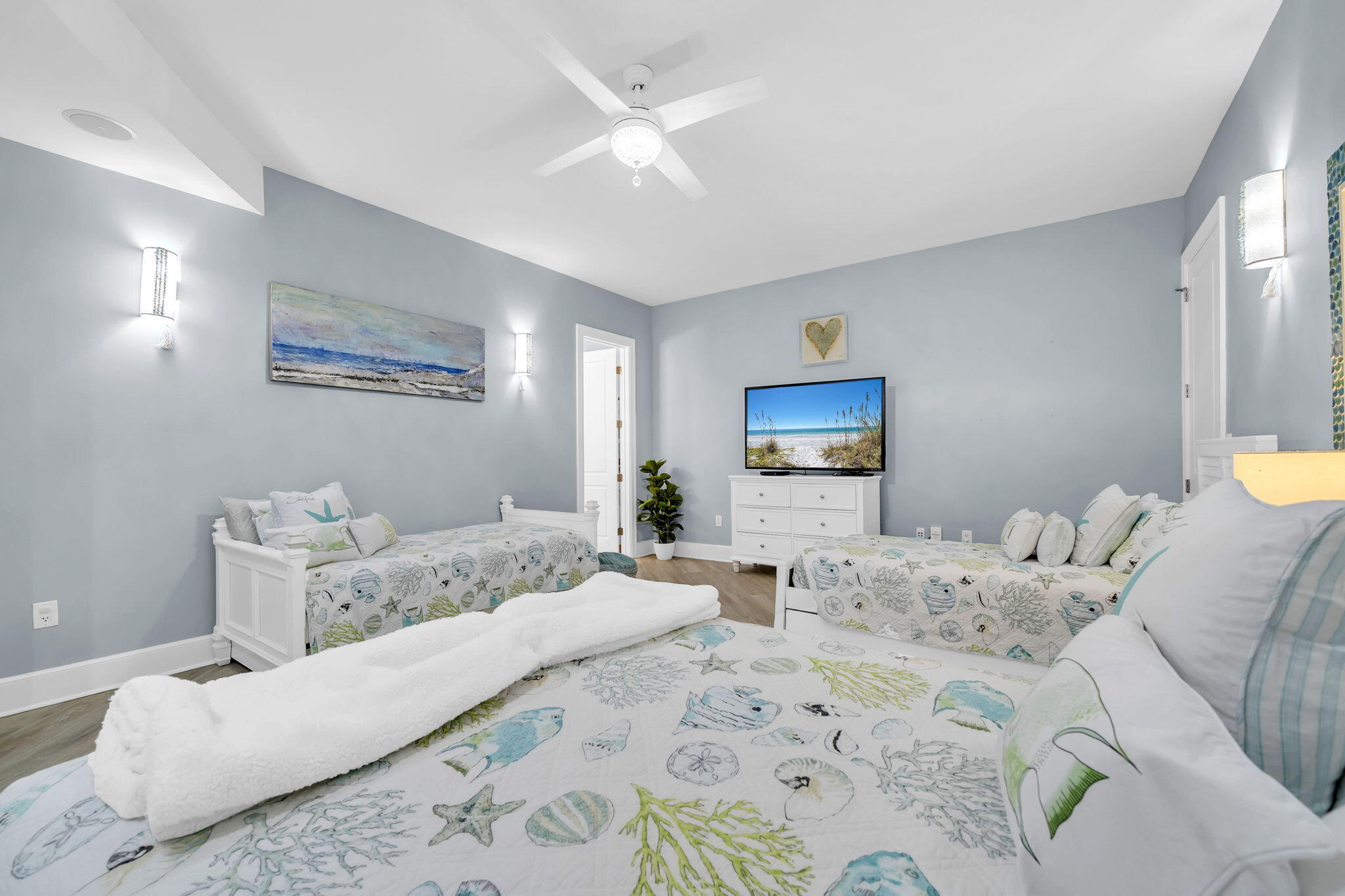 1363 W County Highway 30A UNIT 2127