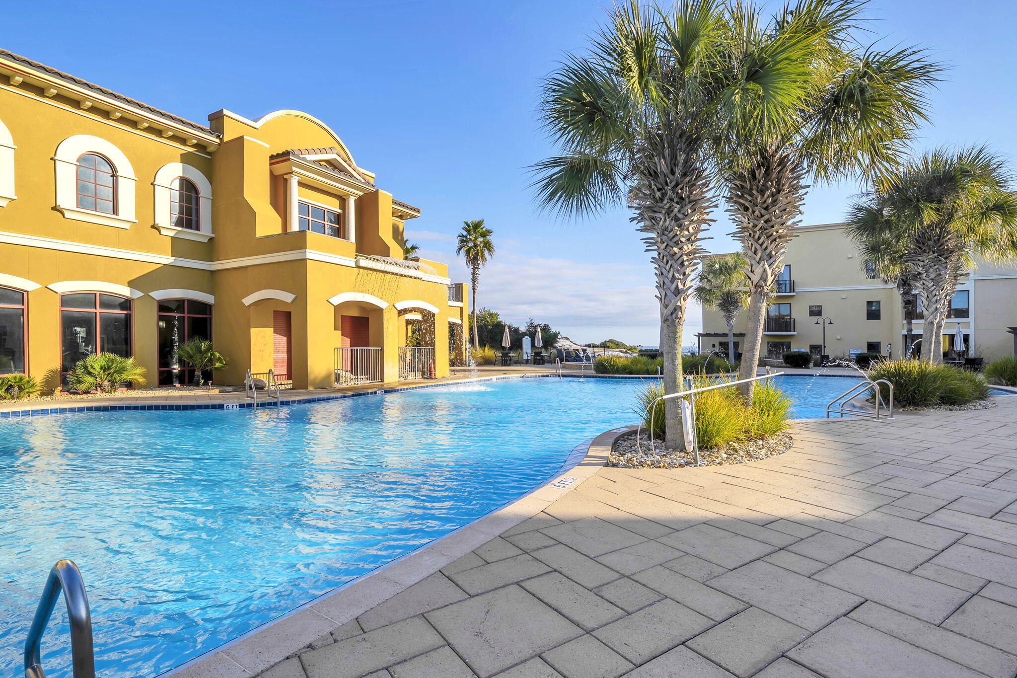 1363 W County Highway 30A UNIT 2127