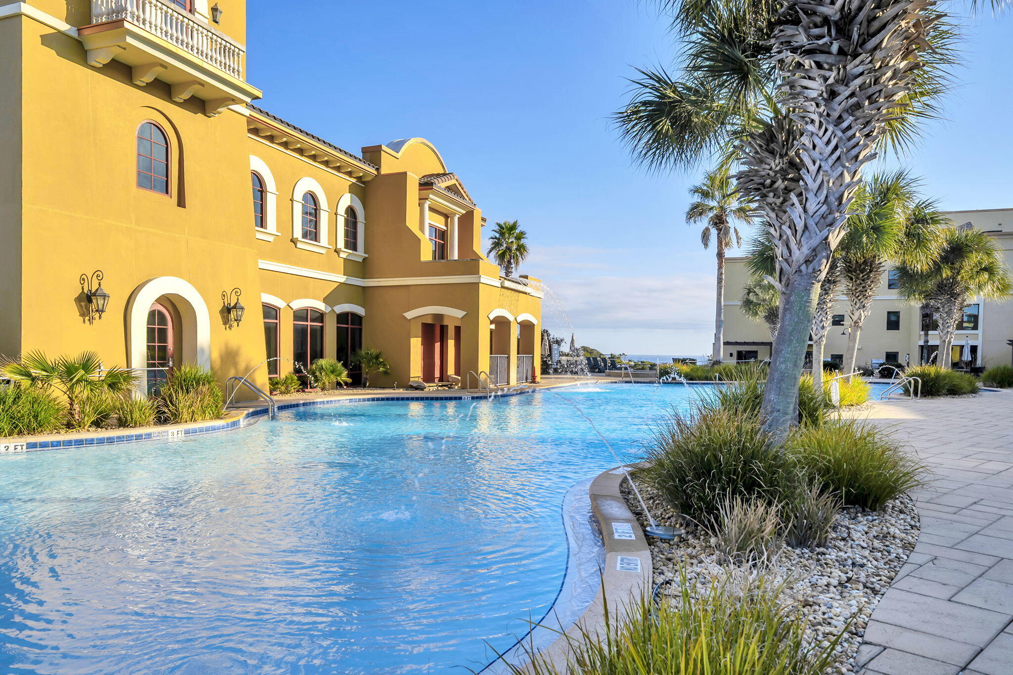 1363 W County Highway 30A UNIT 2127