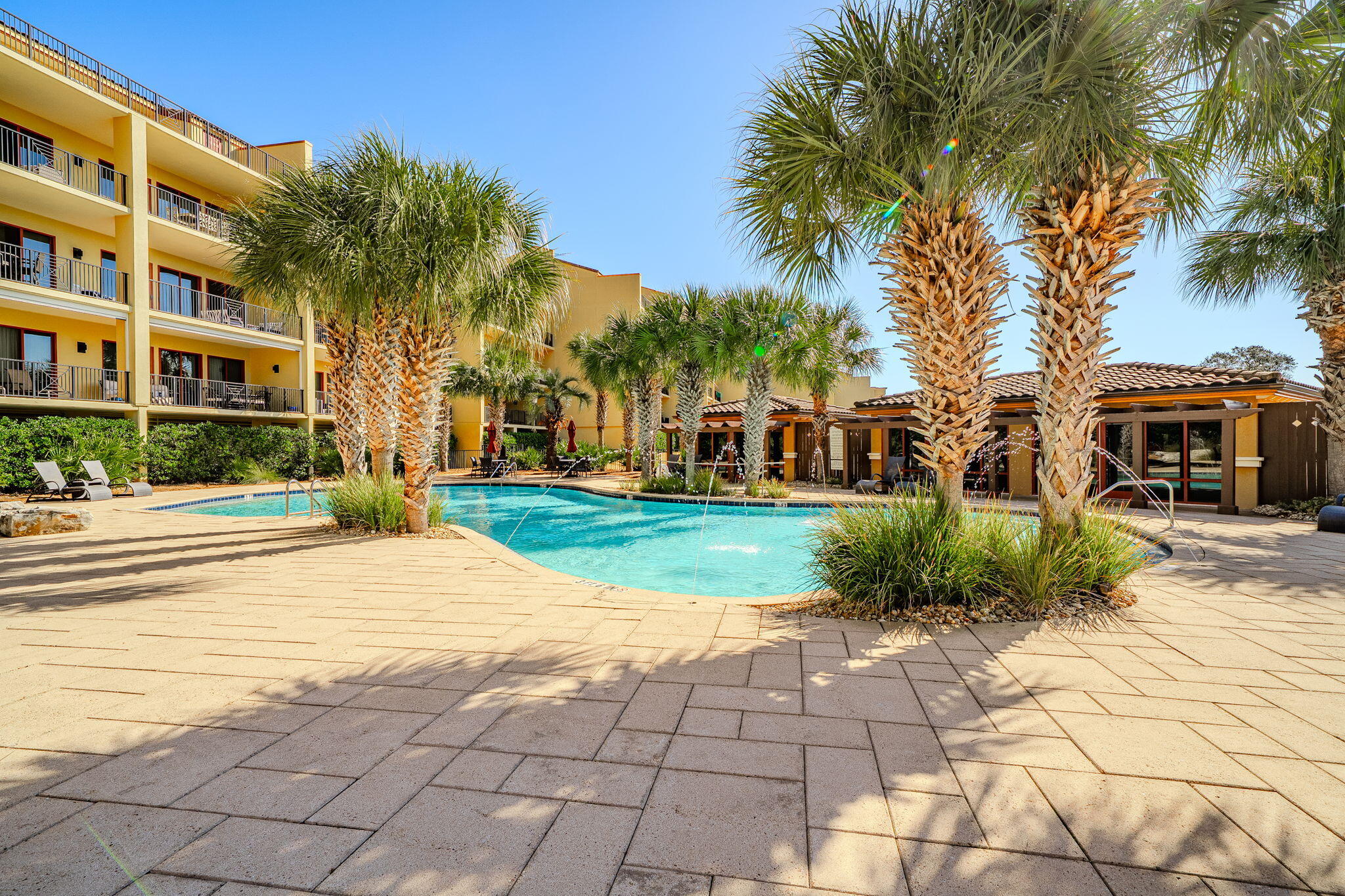 1363 W County Highway 30A UNIT 2127
