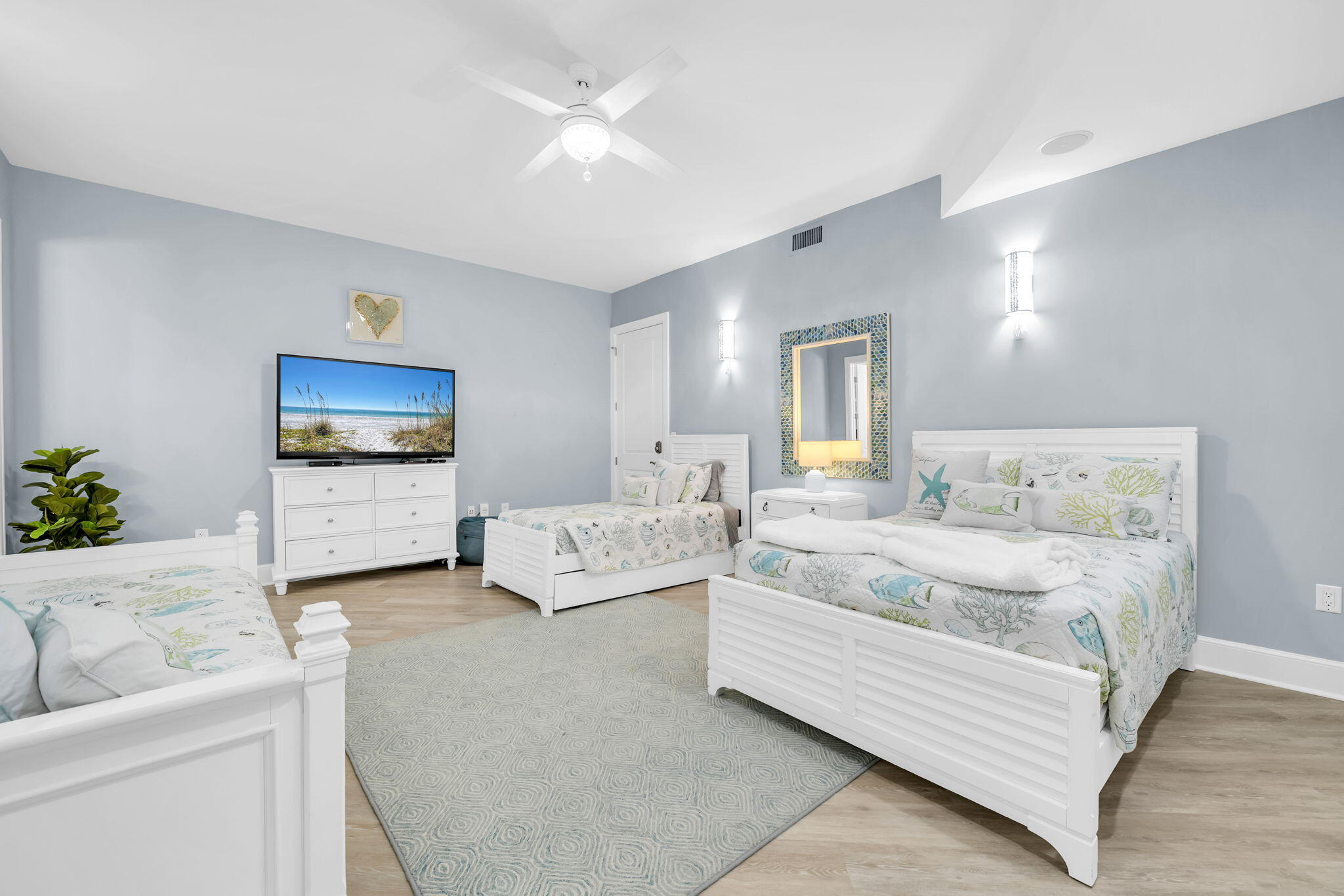 1363 W County Highway 30A UNIT 2127