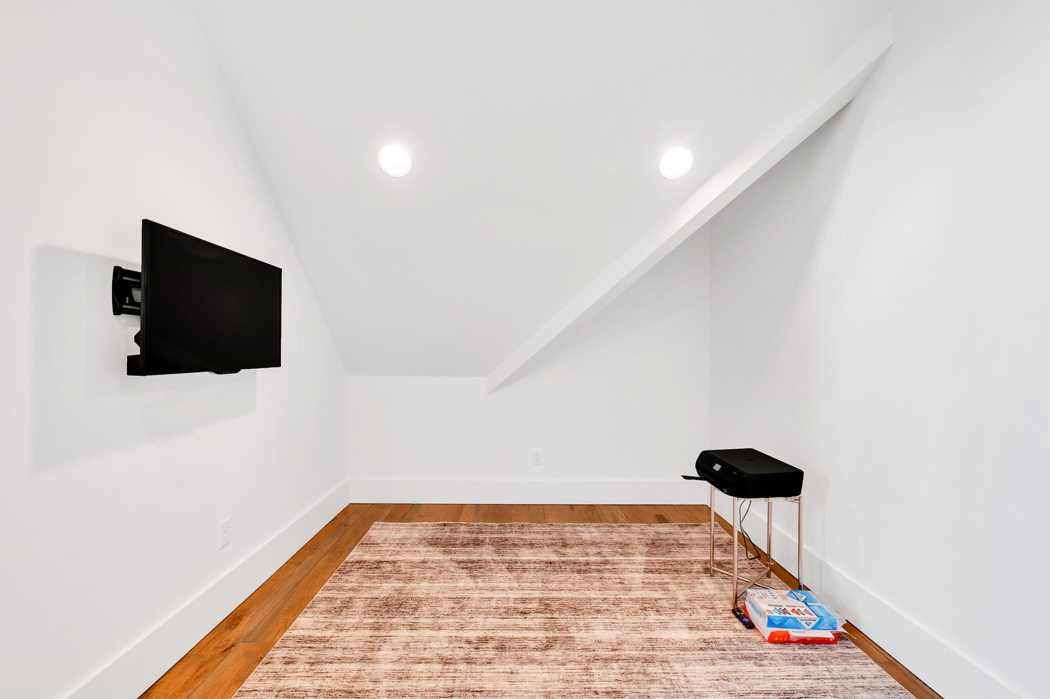 67 San Roy Road
