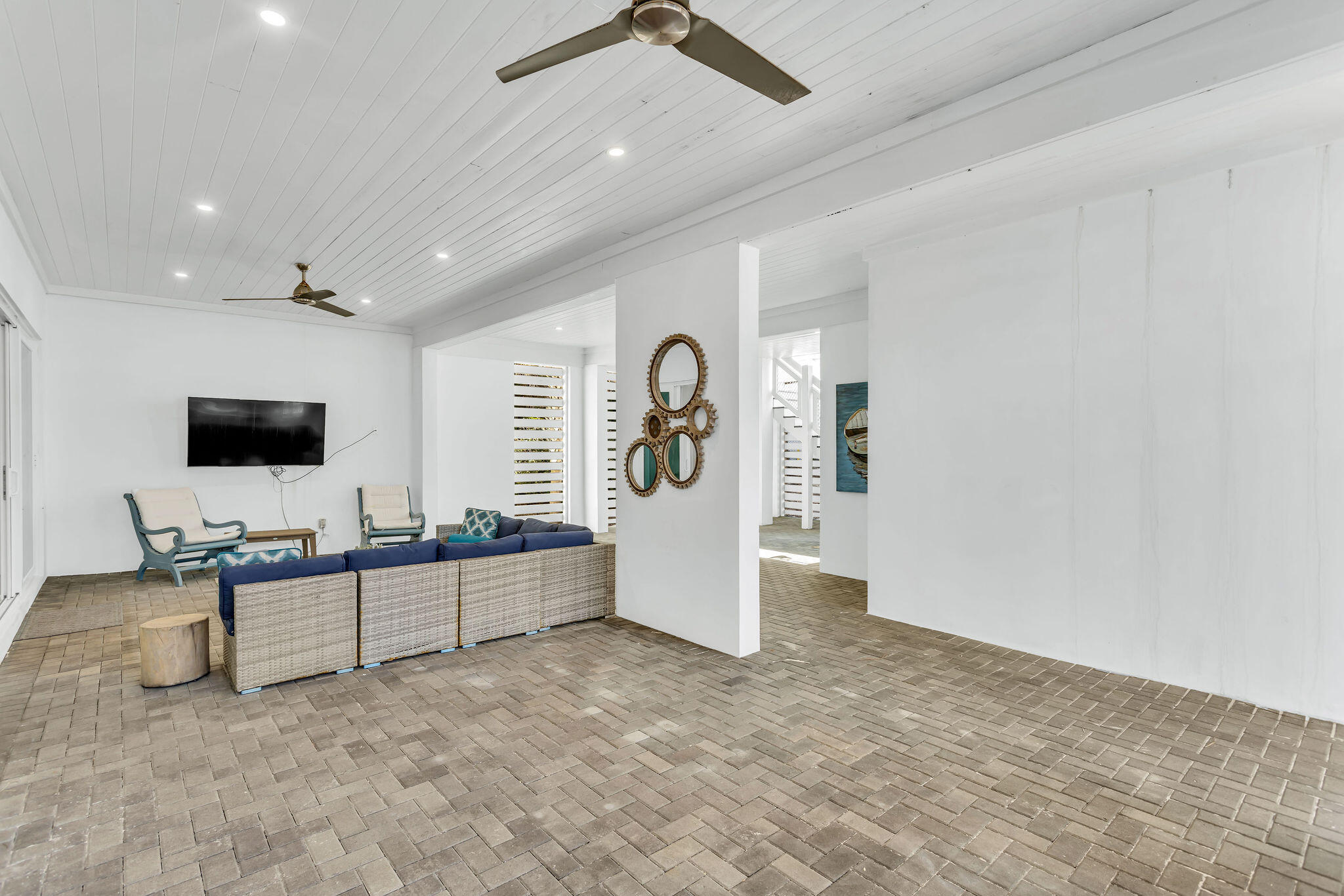 67 San Roy Road