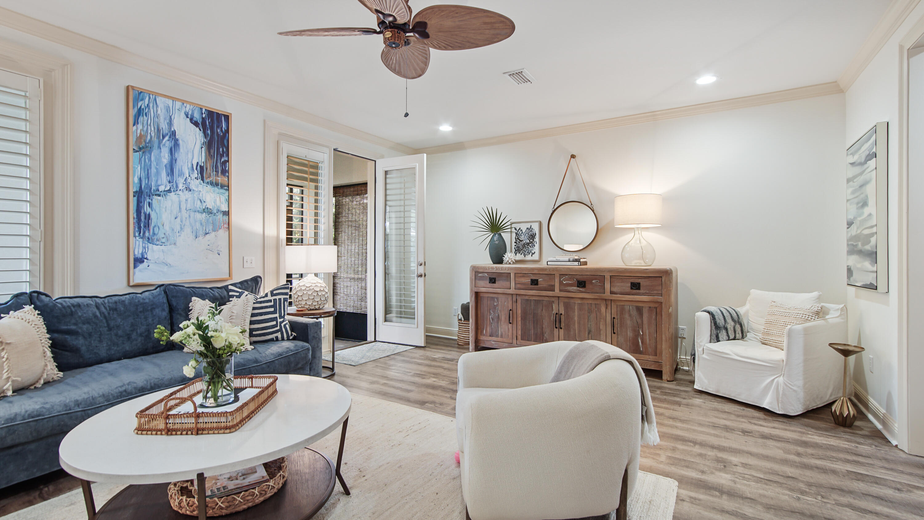 13 W Henry Court # 5-2