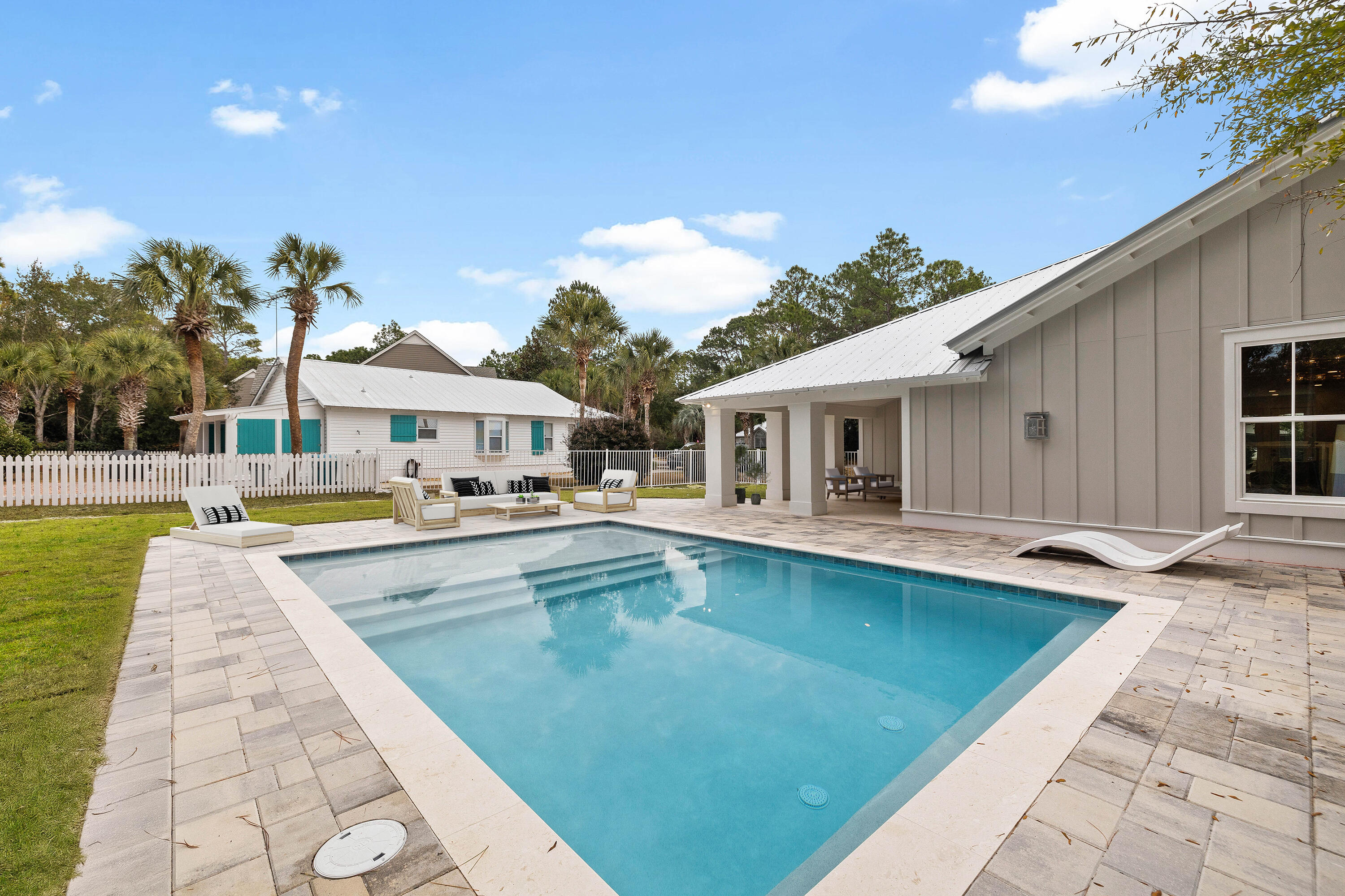 414 Wood Beach Drive