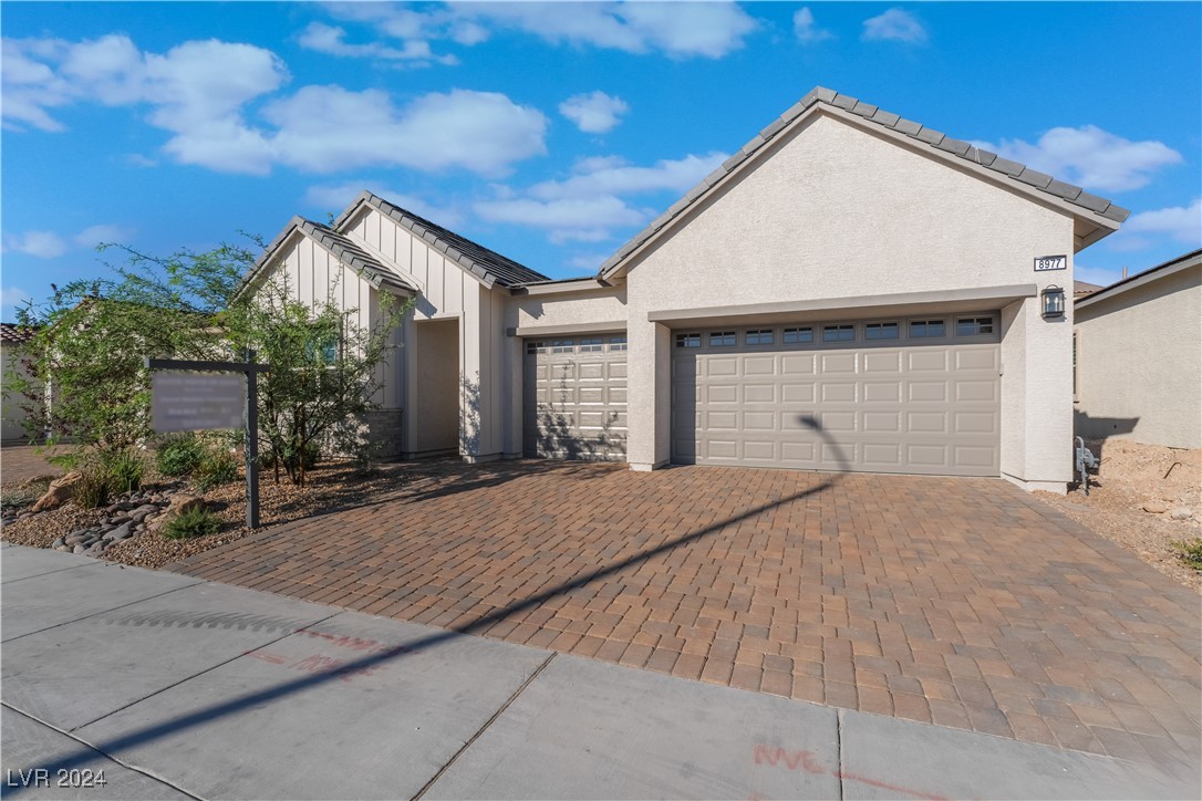 8977 Coastal Oaks Street