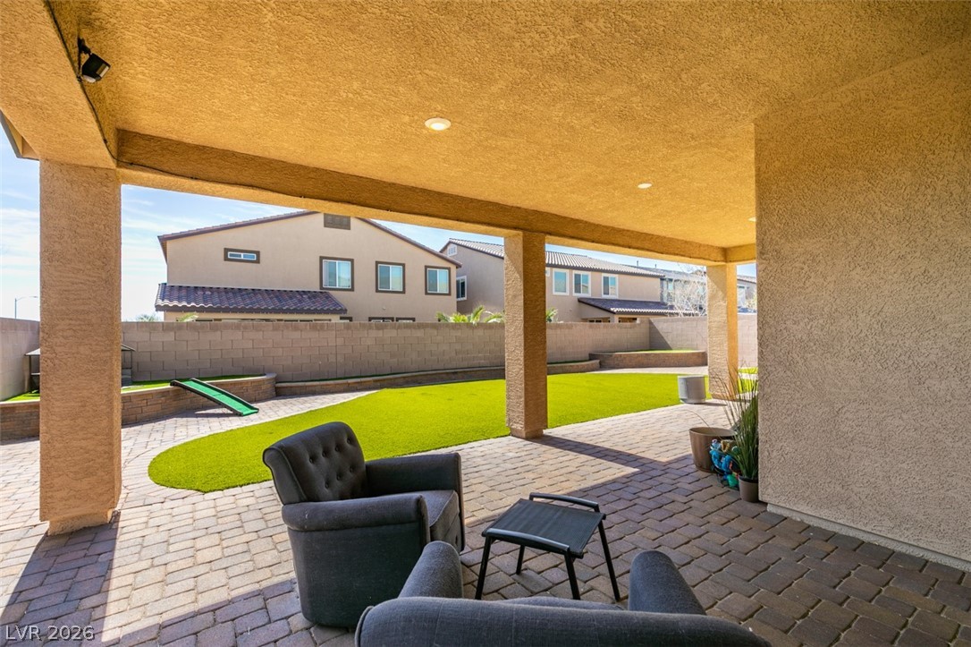 4049 Fossatello Avenue