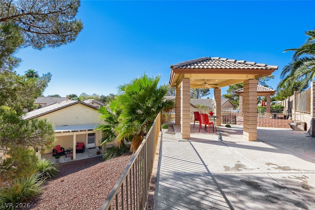 4920 Winterset Drive