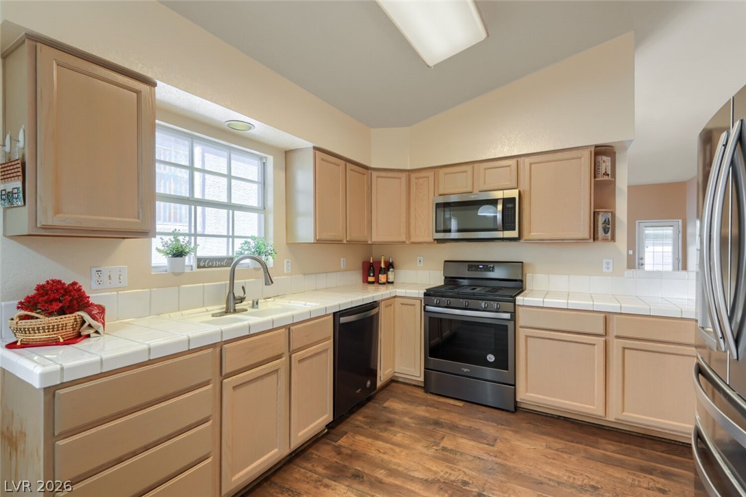 4920 Winterset Drive