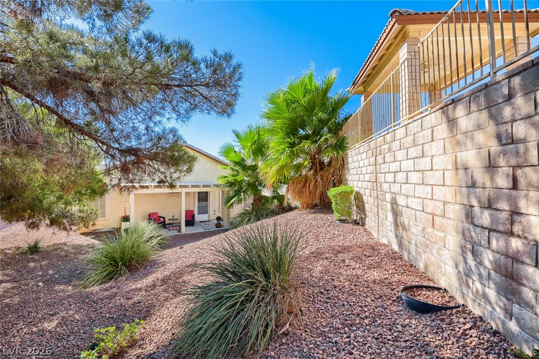 4920 Winterset Drive