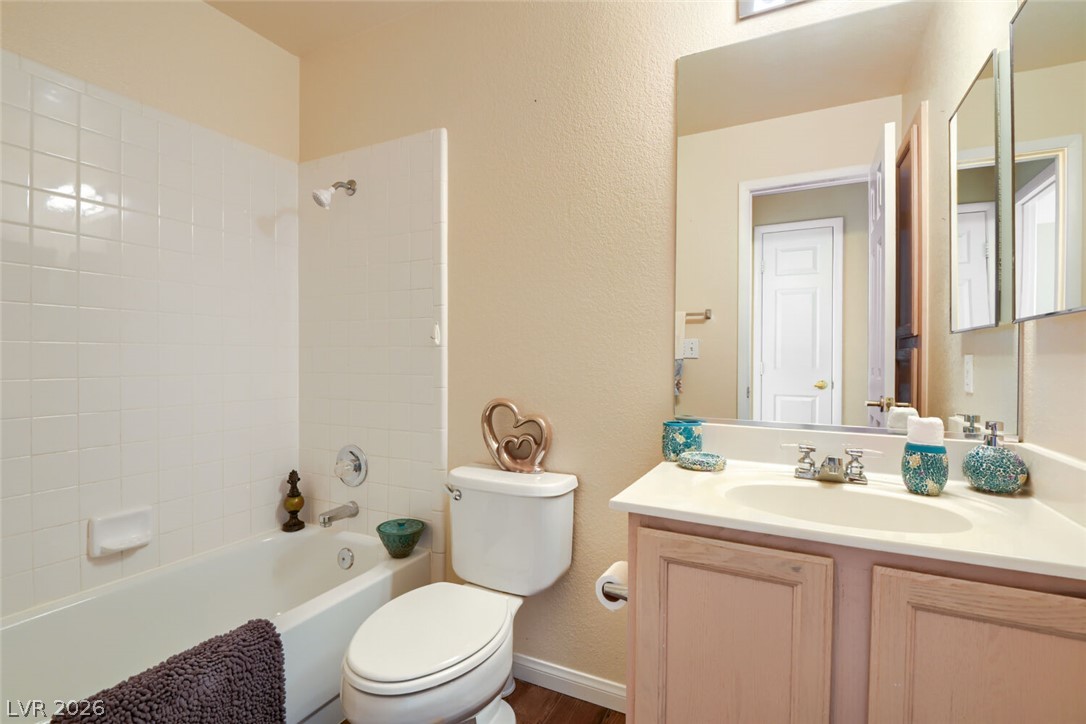 4920 Winterset Drive