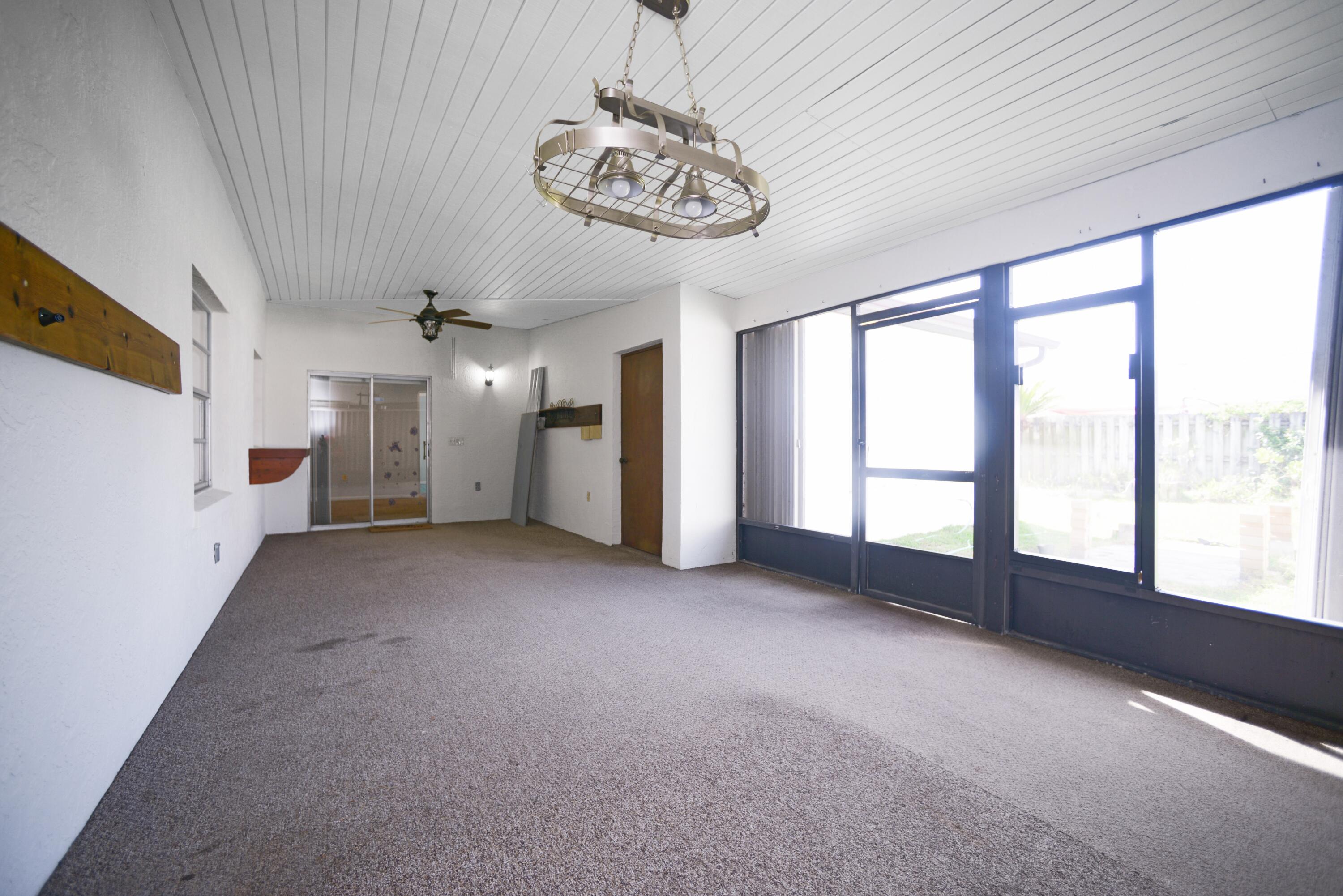 2831 College View Drive
