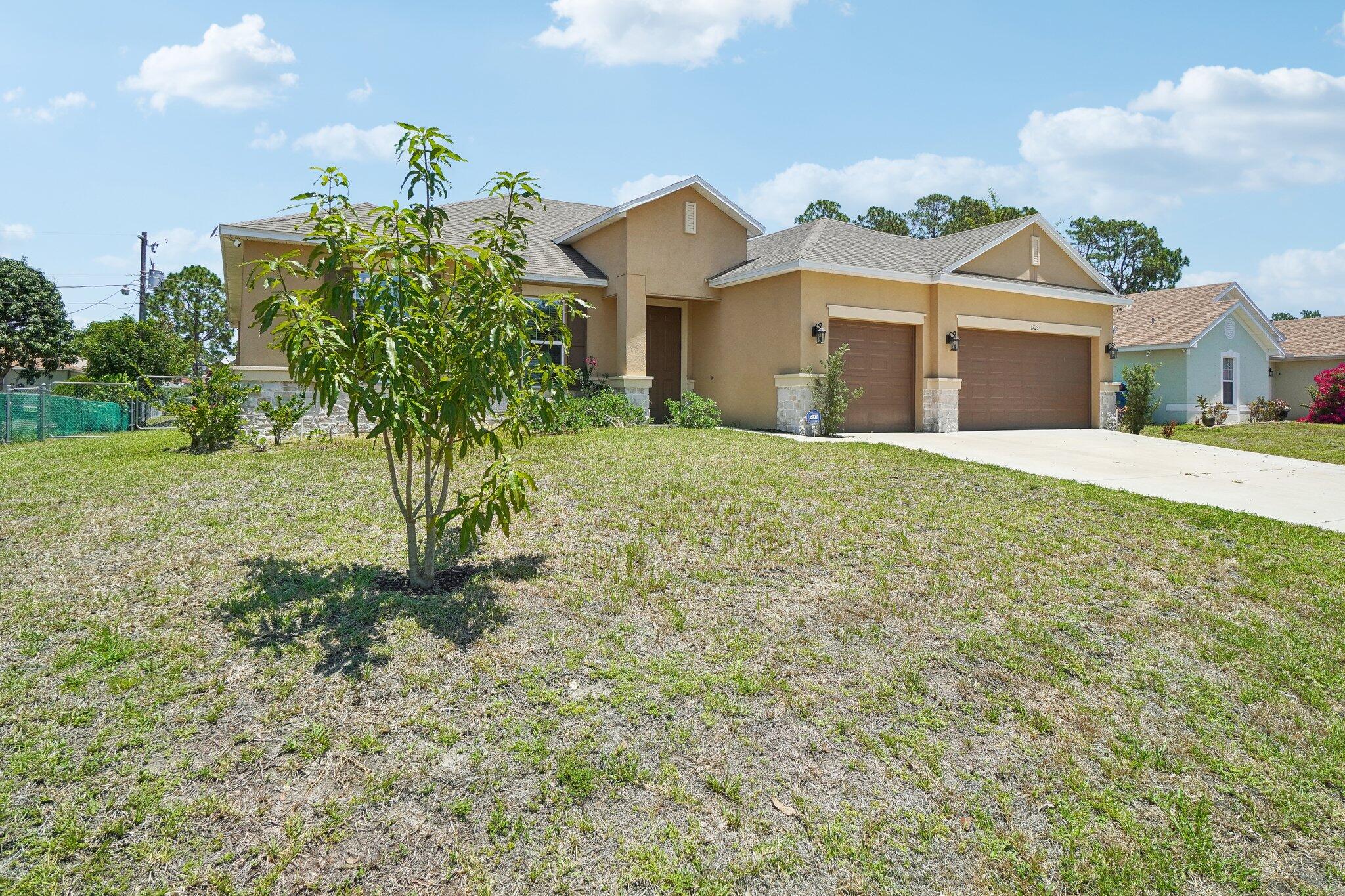 1723 Sayabec Street NW